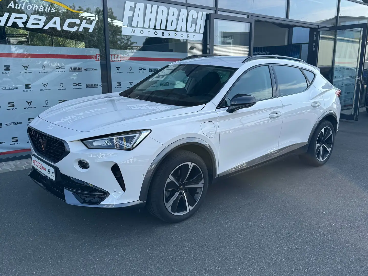 CUPRA Formentor Basis e-Hybrid Weiß - 2