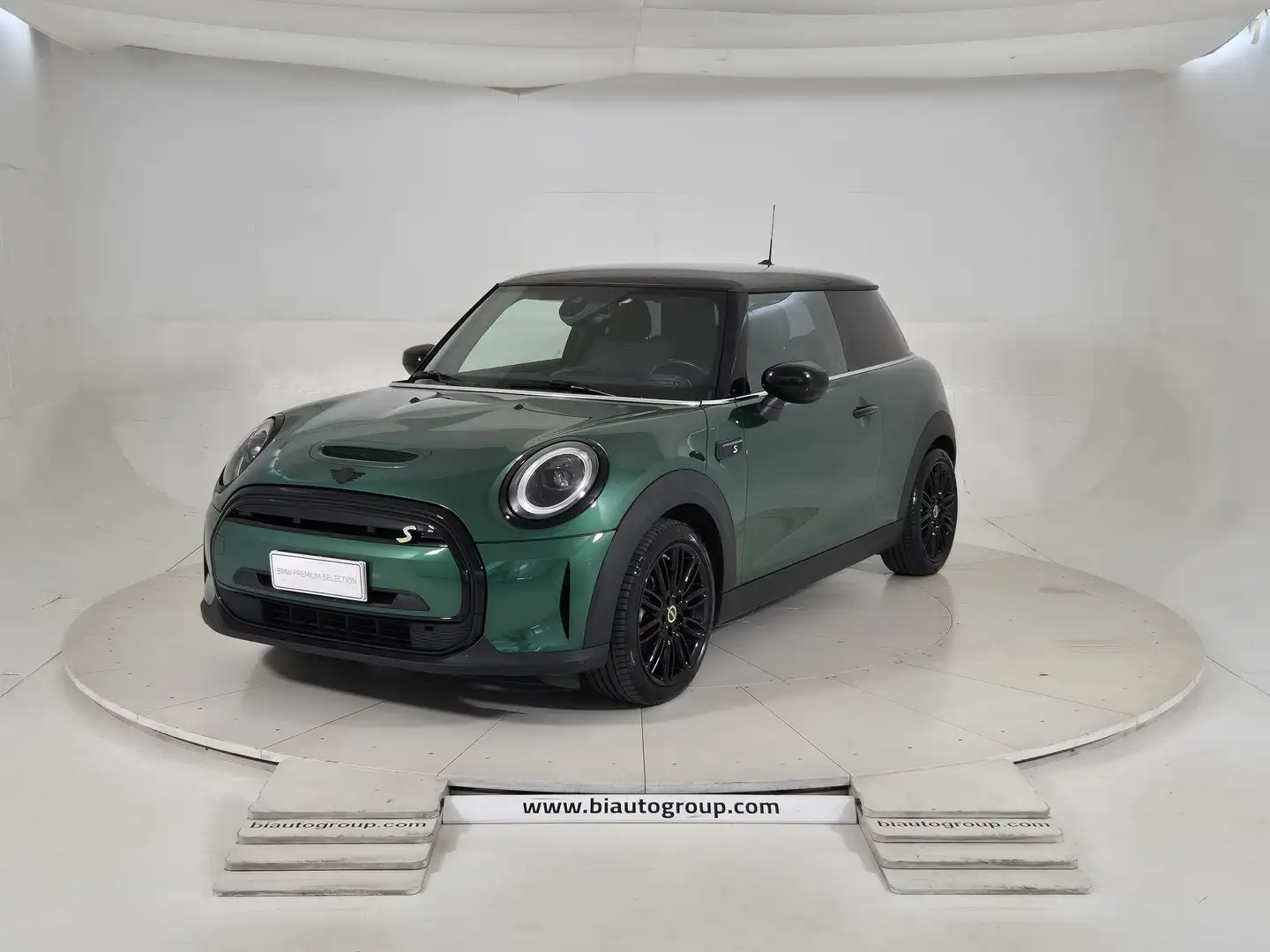 MINI Cooper SE Mini F56 2021 Full Electric Mini 3p Cooper SE Cla Zelená - 1