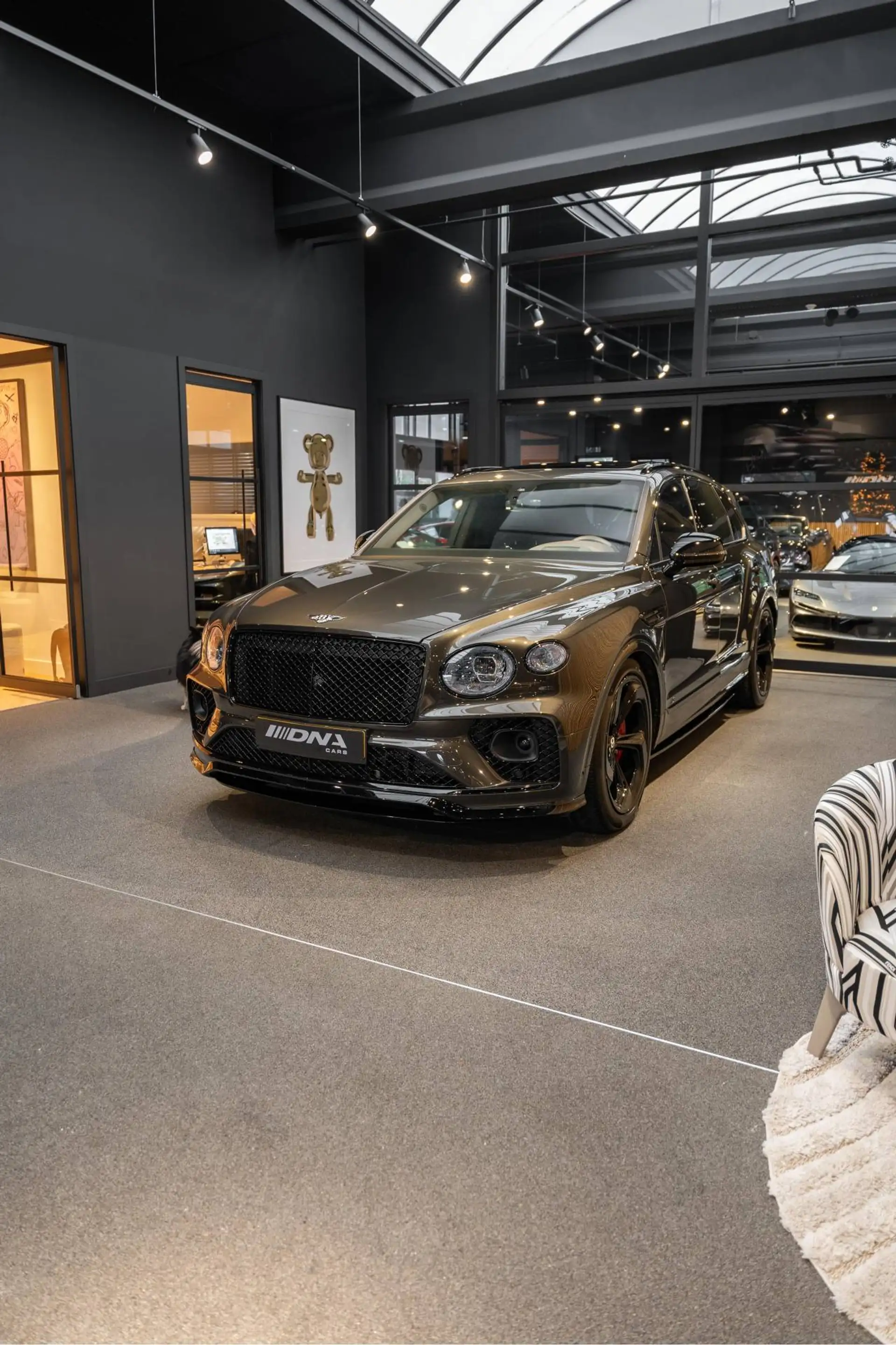 Bentley Bentayga V8 S Touring Package Mandarin NAIM 4.0 V8 S — photo 20