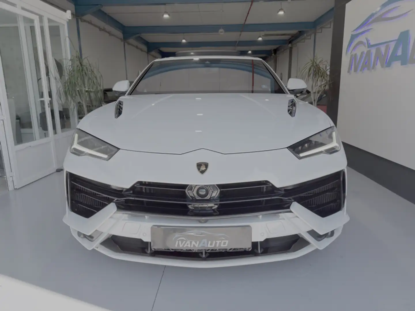 Lamborghini Urus S Blanco - 2