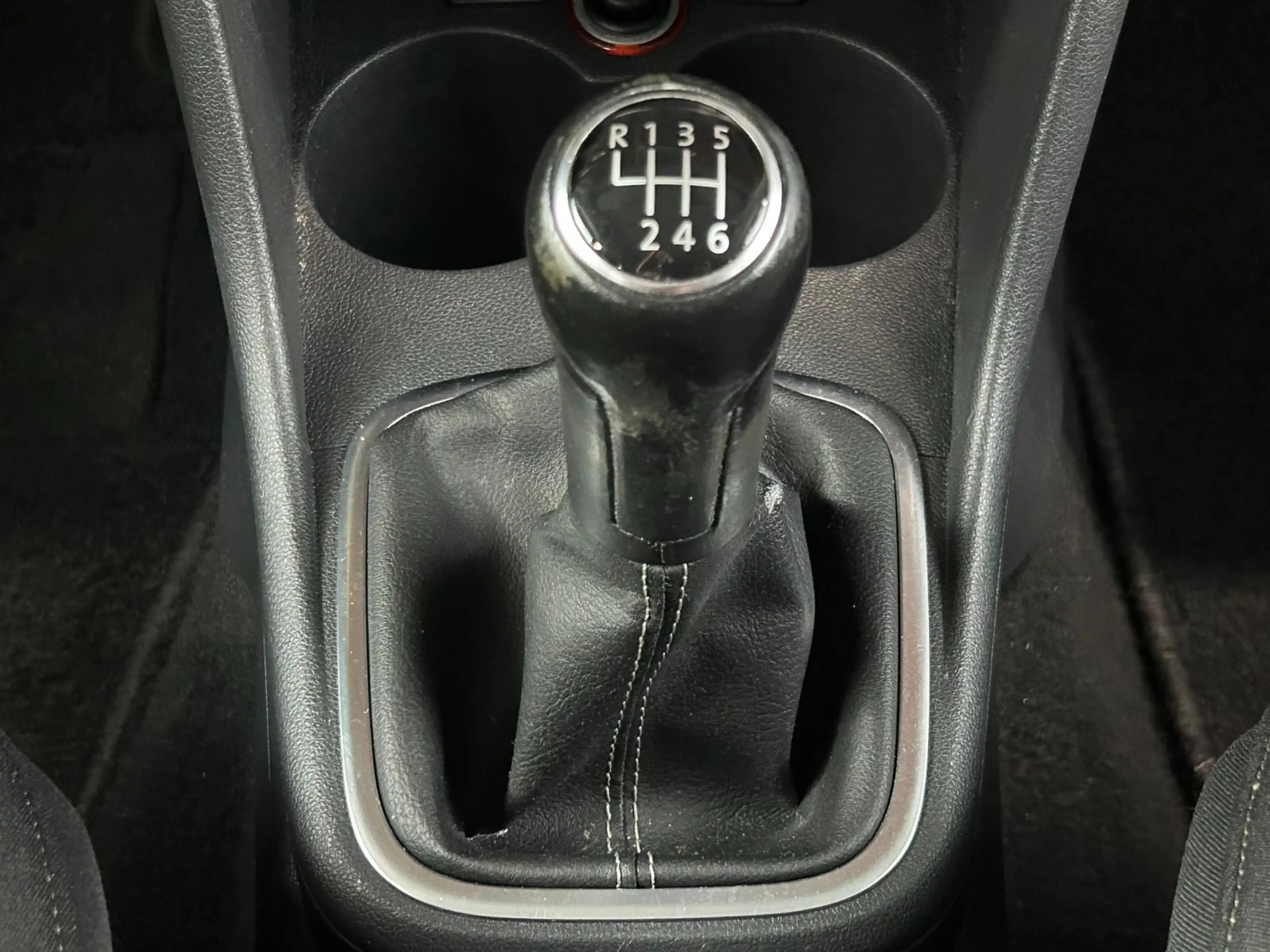 Volkswagen Polo Cross 1.2 TSI — photo 11