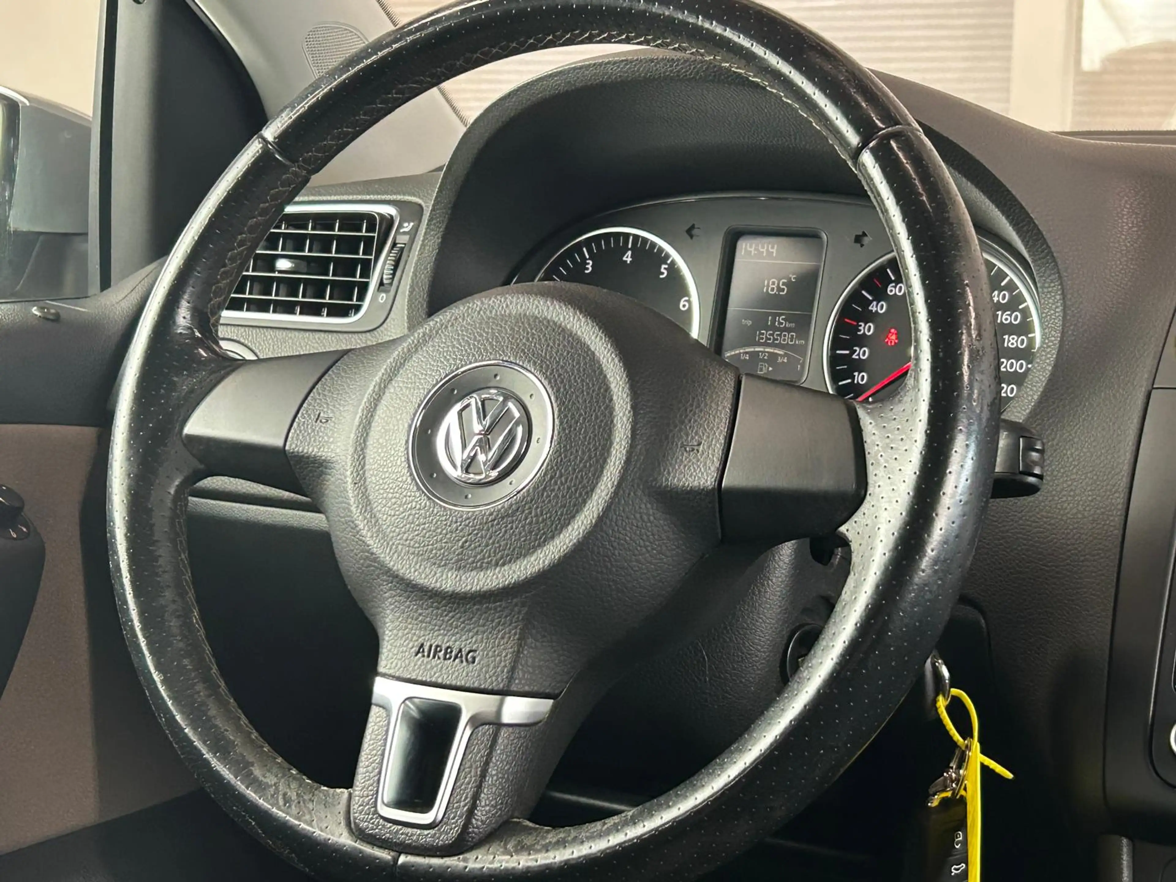 Volkswagen Polo Cross 1.2 TSI — photo 7