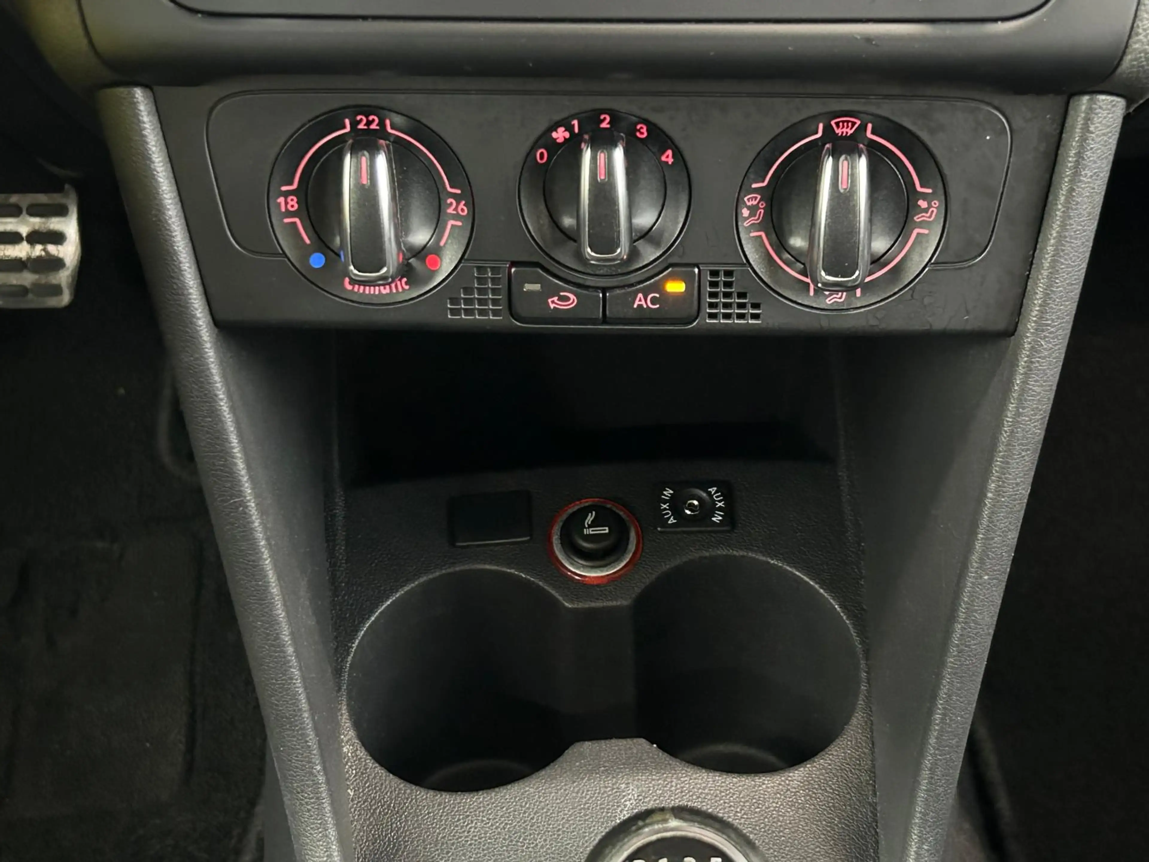 Volkswagen Polo Cross 1.2 TSI — photo 10