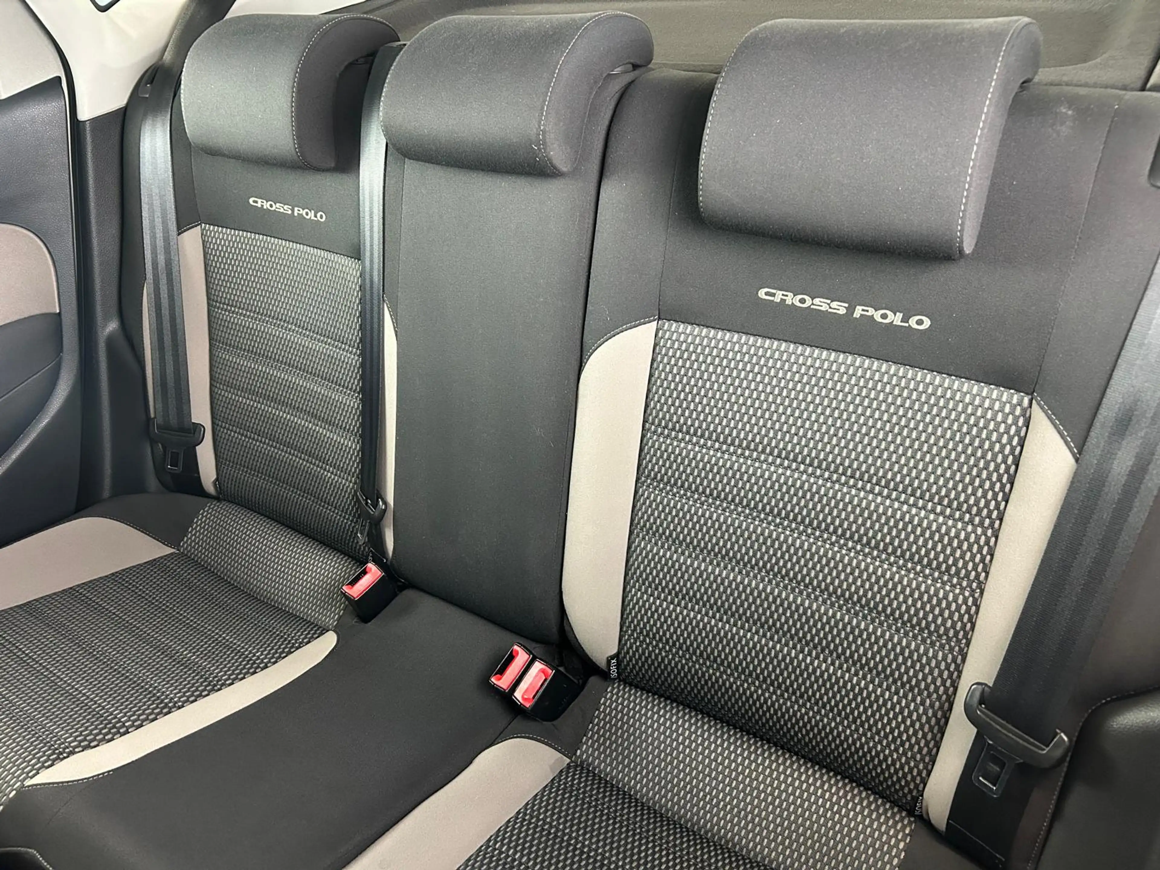 Volkswagen Polo Cross 1.2 TSI — photo 16