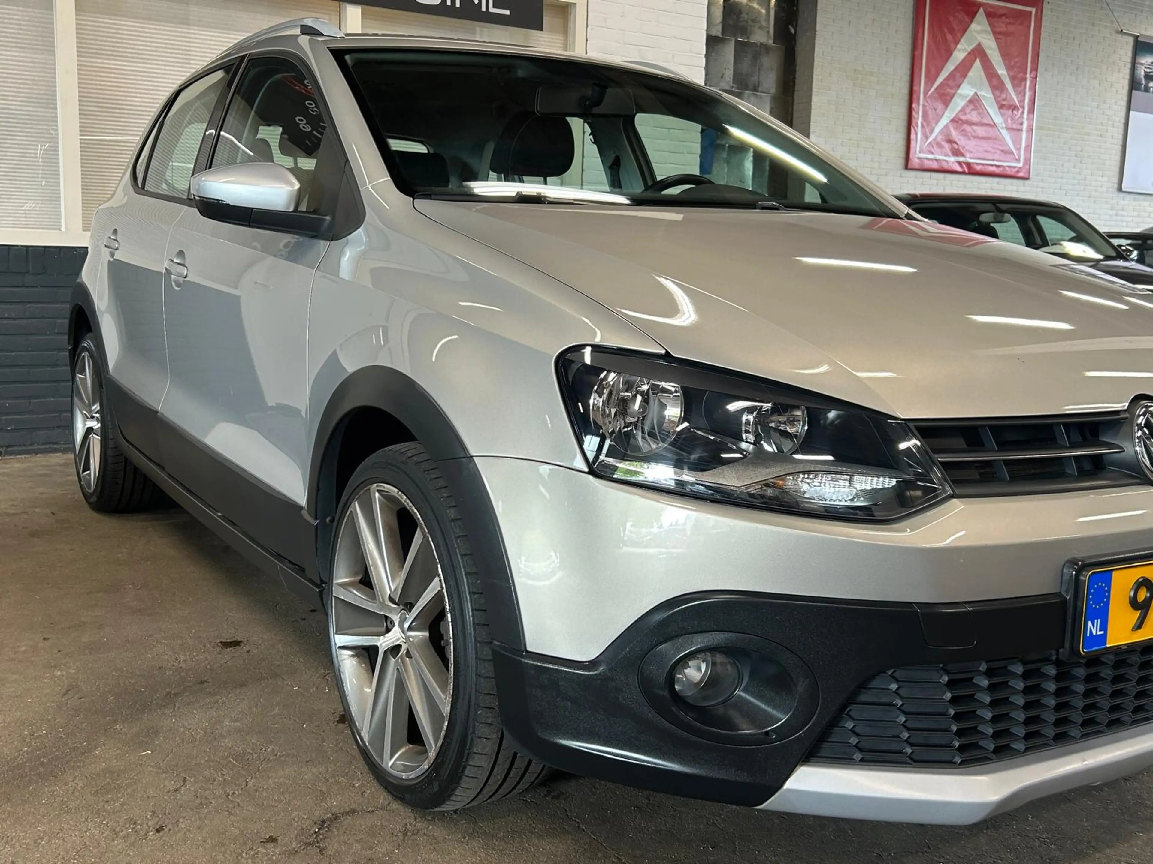 Volkswagen Polo Cross 1.2 TSI — photo 18