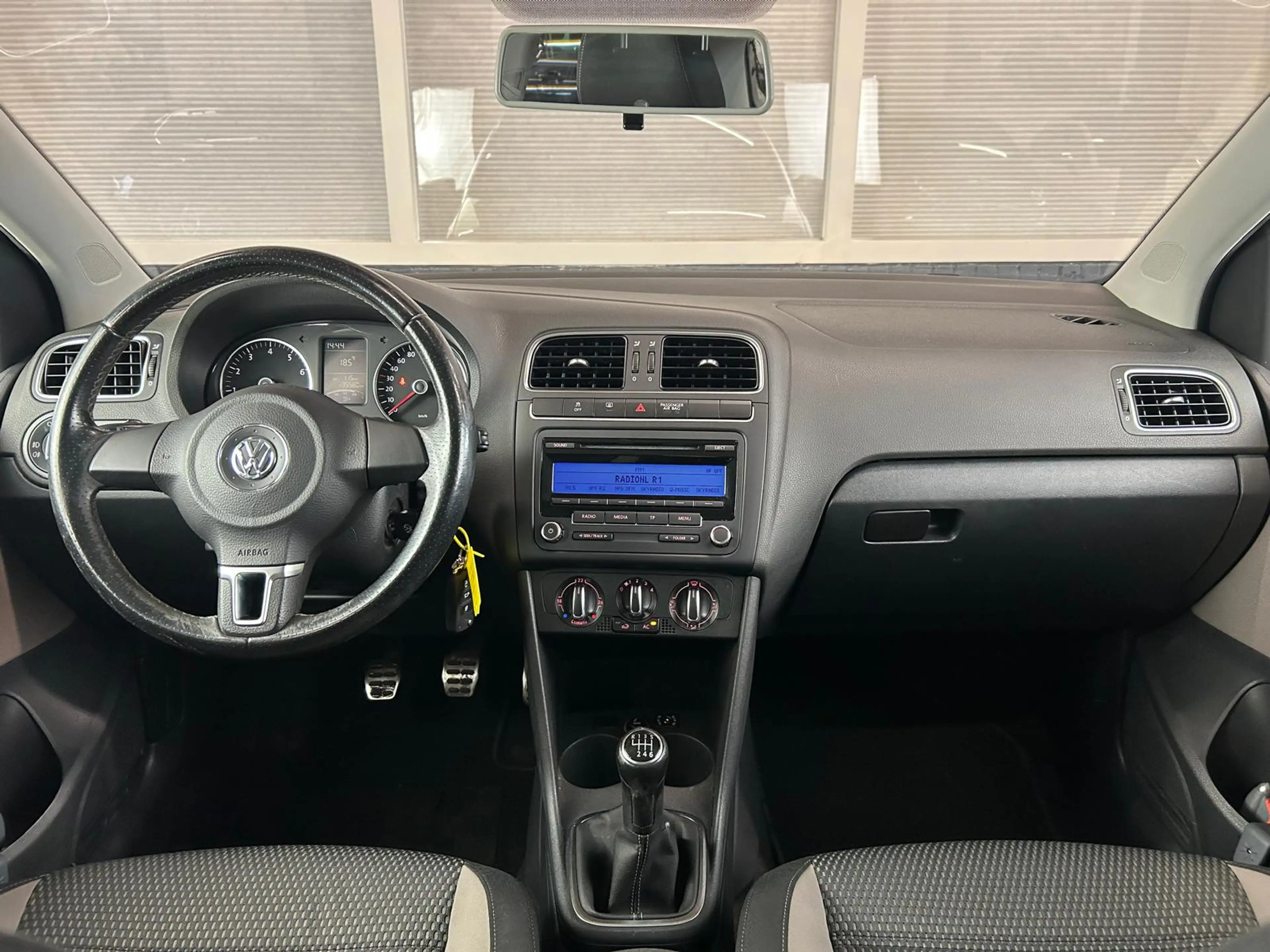 Volkswagen Polo Cross 1.2 TSI — photo 6
