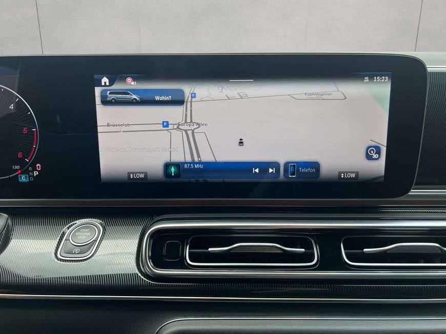 Mercedes-Benz V 250