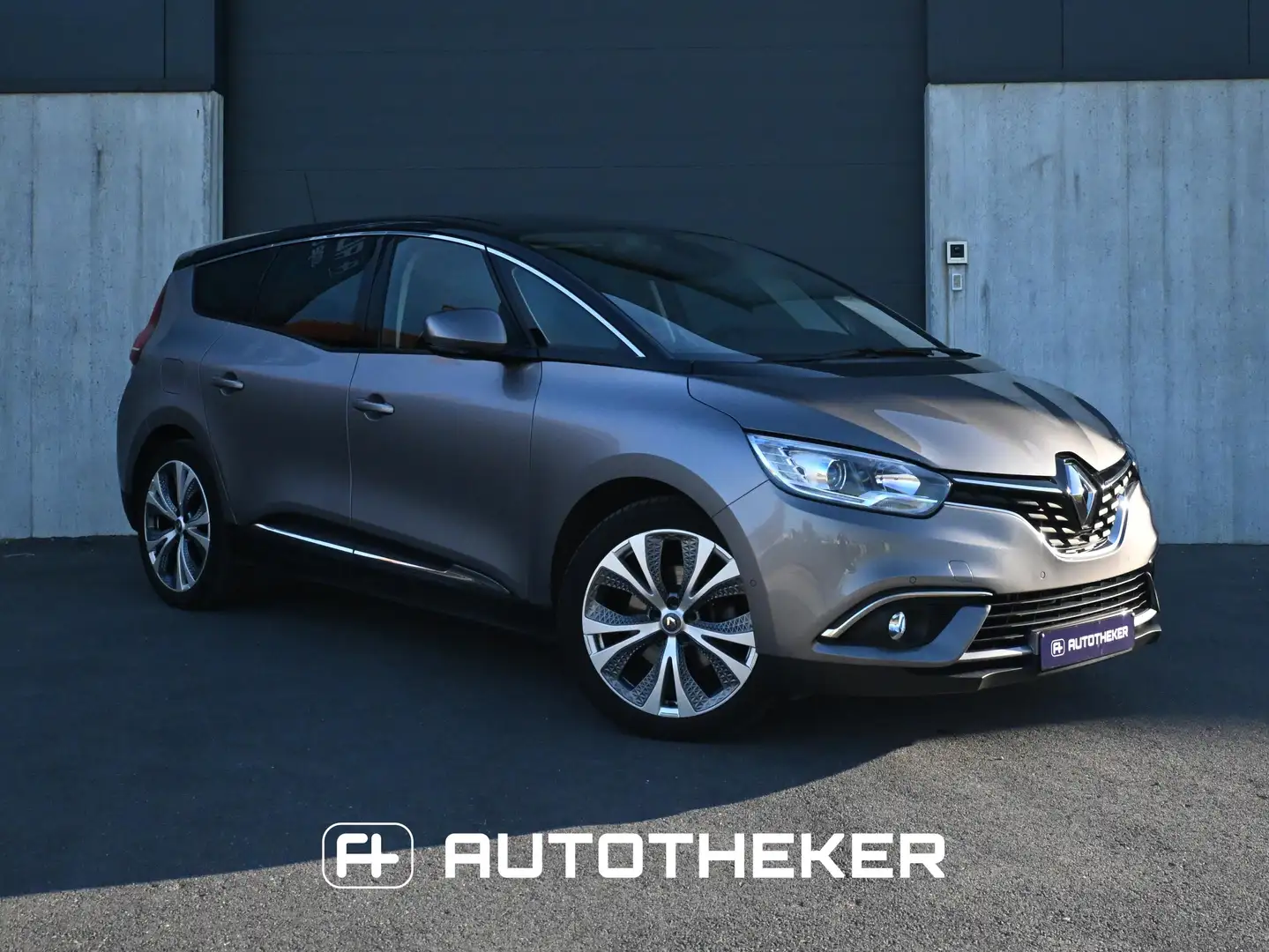 Renault Grand Scenic Grand Scenic | 7 ZIT | Camera | Dodehoek | Alu 20 Grijs - 1