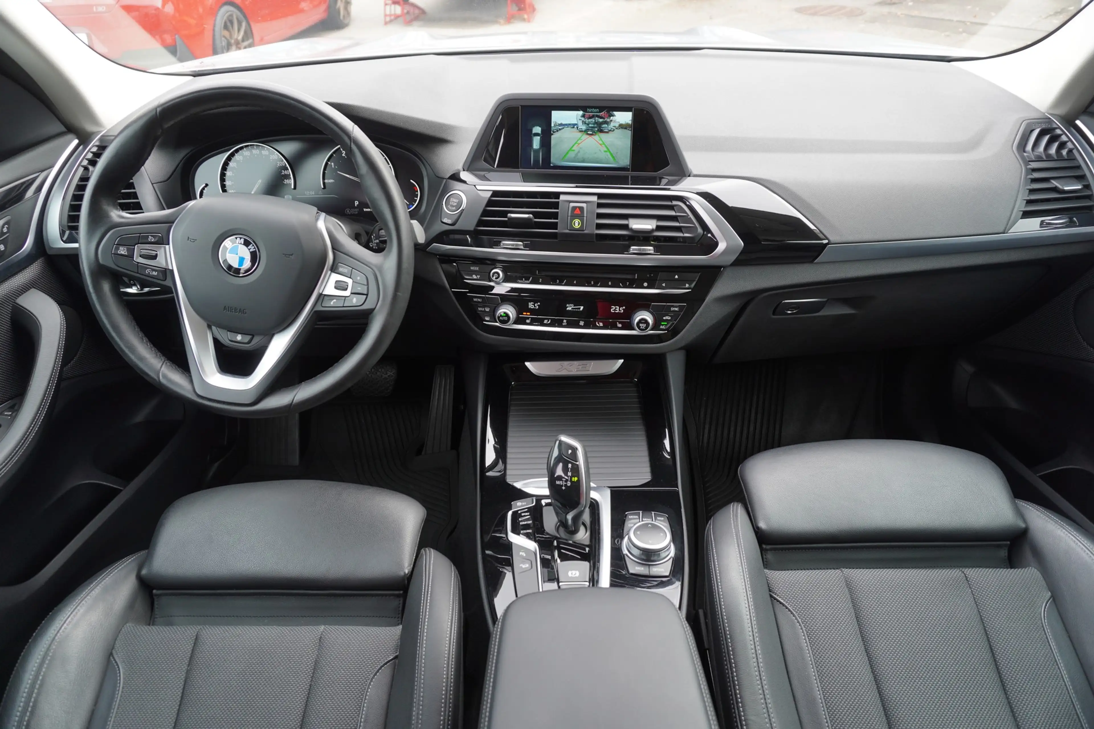 BMW X3 xDrive 20 i xLine LED Navi AHK Kamera — photo 14