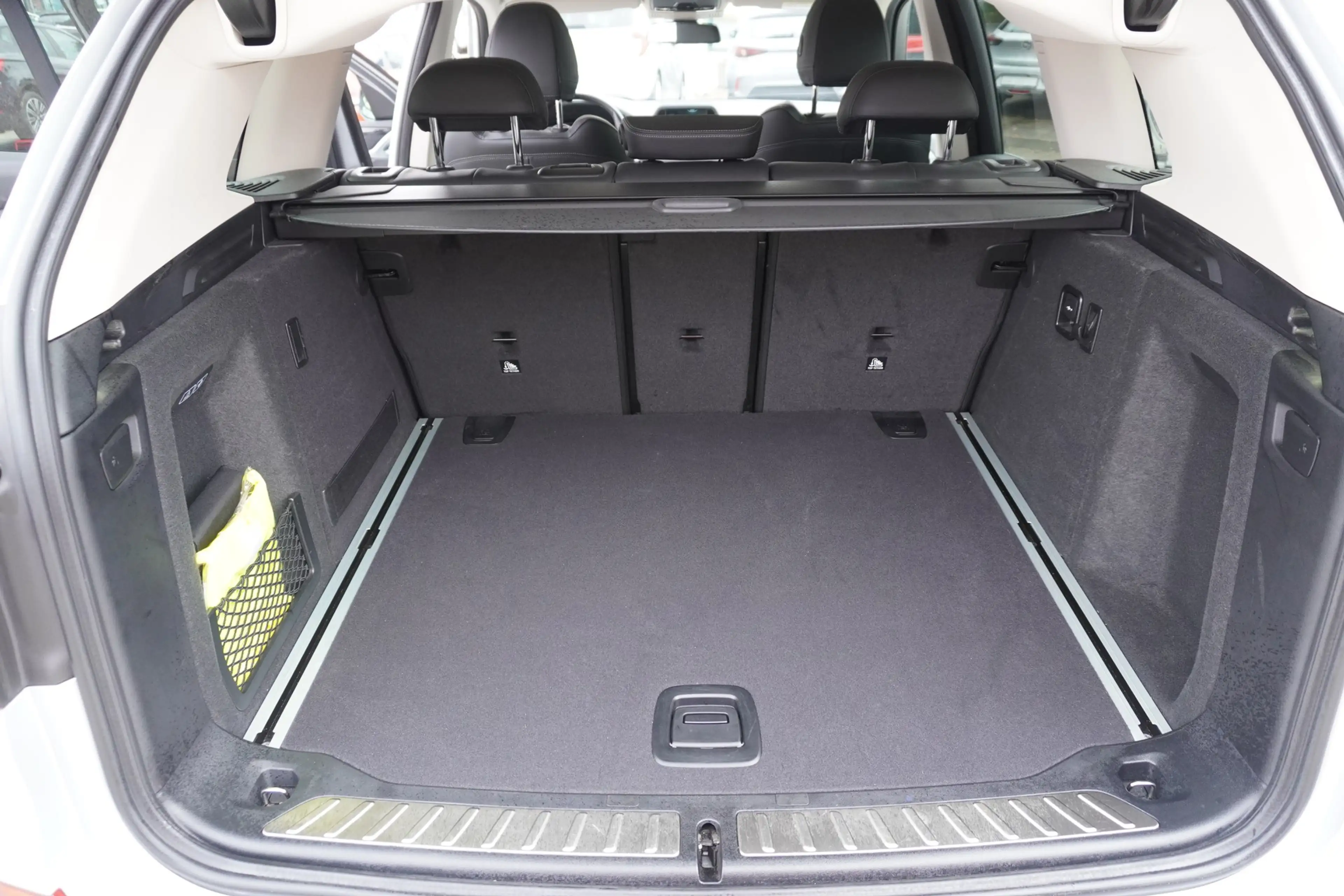BMW X3 xDrive 20 i xLine LED Navi AHK Kamera — photo 11