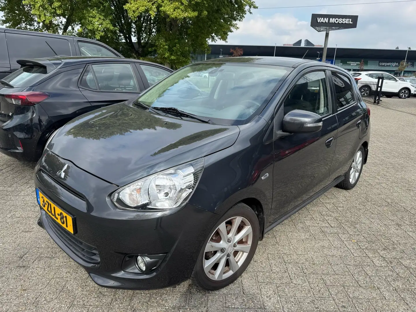 Mitsubishi Space Star 1.2 Intense+ | 80pk | Lichtmetalen Velgen | Climat Grijs - 2