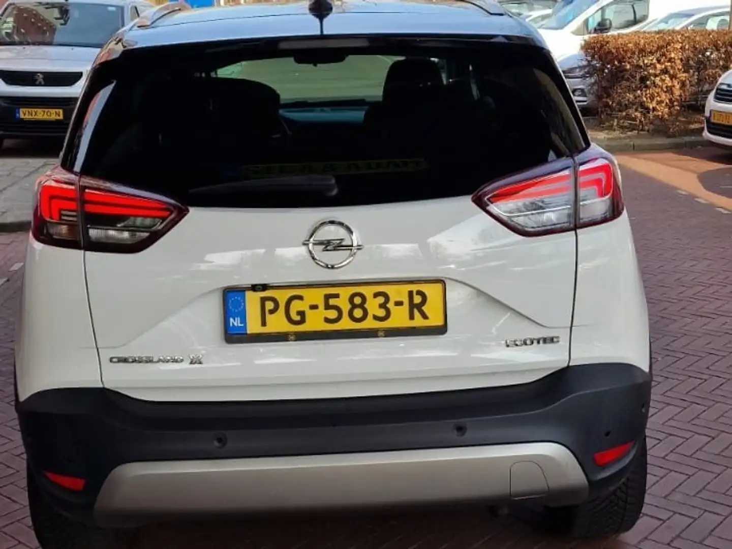 Opel Crossland X 1.2 T. Innovation Wit - 2