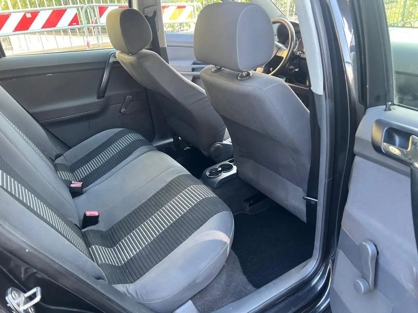 Volkswagen Polo 5p 1.4 Trendline - 2