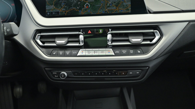 BMW 118 d F40 — photo 13