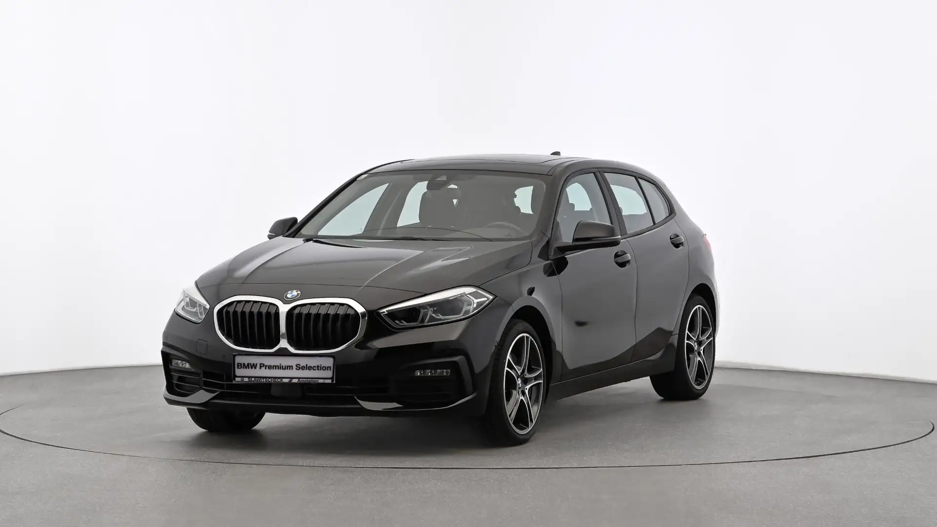 BMW 118 d F40 Schwarz - 1