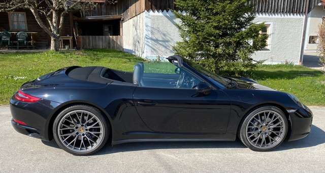 Imagine Porsche 991 911 Cabrio 911 Carrera 4 Cabriolet PDK/Sportabgas