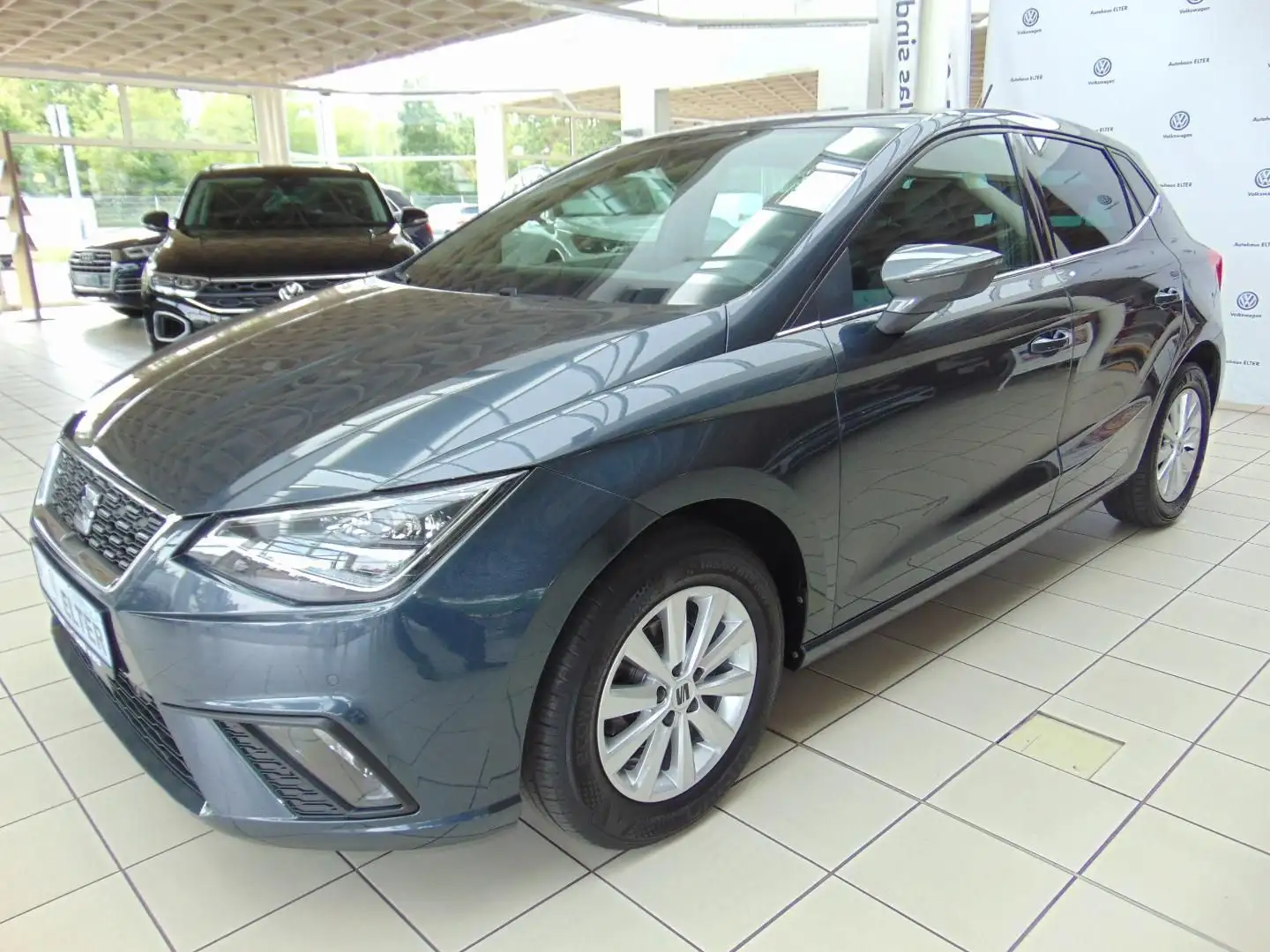 SEAT Ibiza Xcellence 1.0 TSI NAVI/LED-SW/RÜ-KAMERA Grau - 1