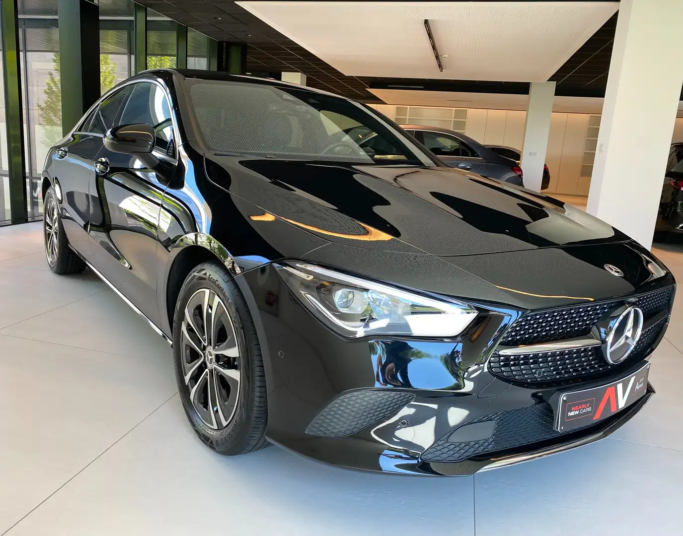 Mercedes-Benz CLA 180 7G Coupé LUXURY MBUX/PanoDak/Ambiente/Trekh Negro - 1