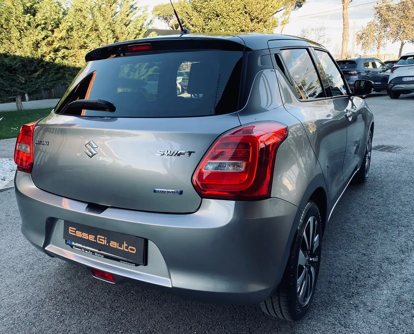 Suzuki Swift TOP **POSS.PACK MEDIA** VED.NOTE Gris - 2
