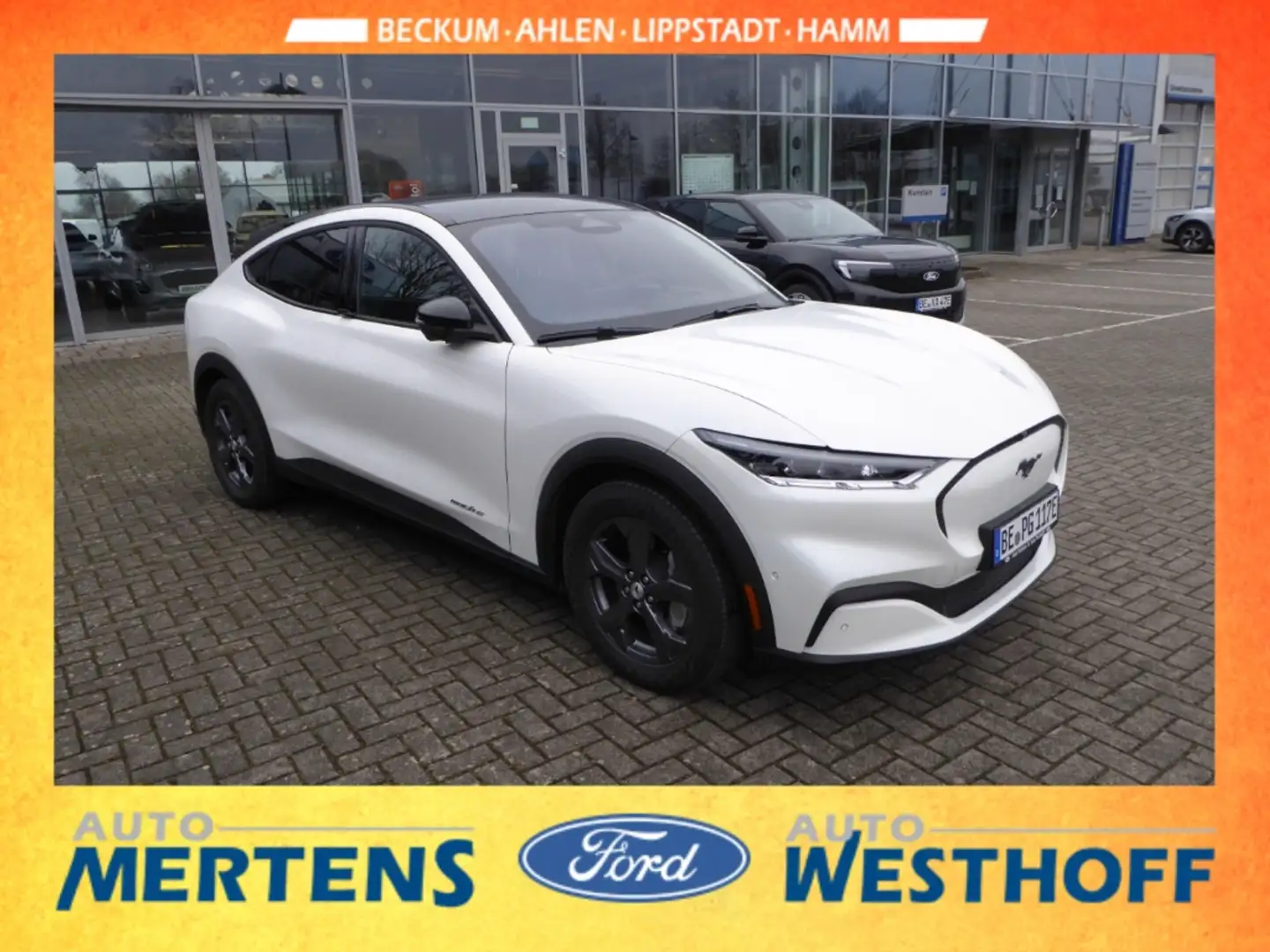 Ford Mustang Mach-E Technologie-Paket + Panoramadach Blanco - 2