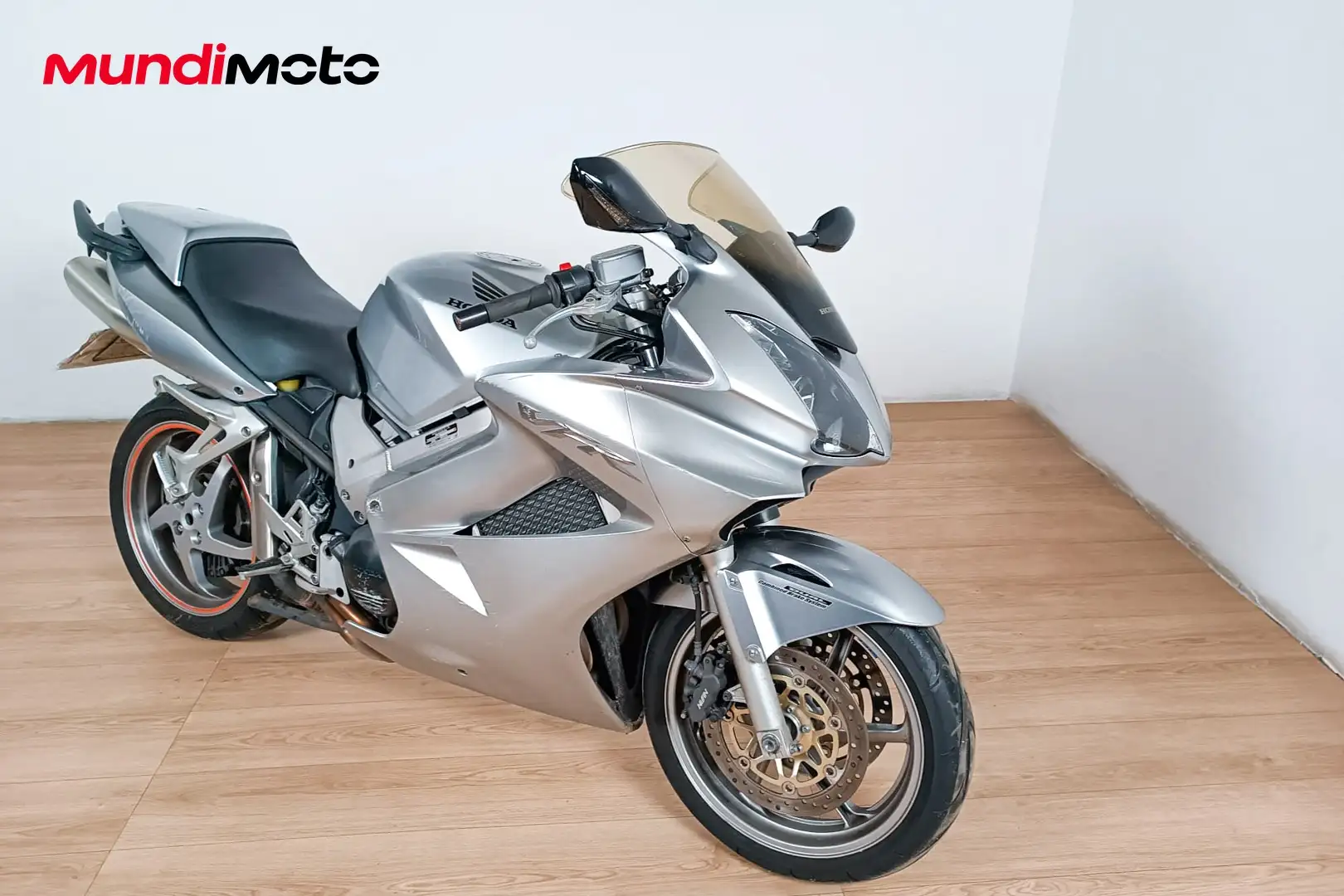 Honda VFR 800 - 2