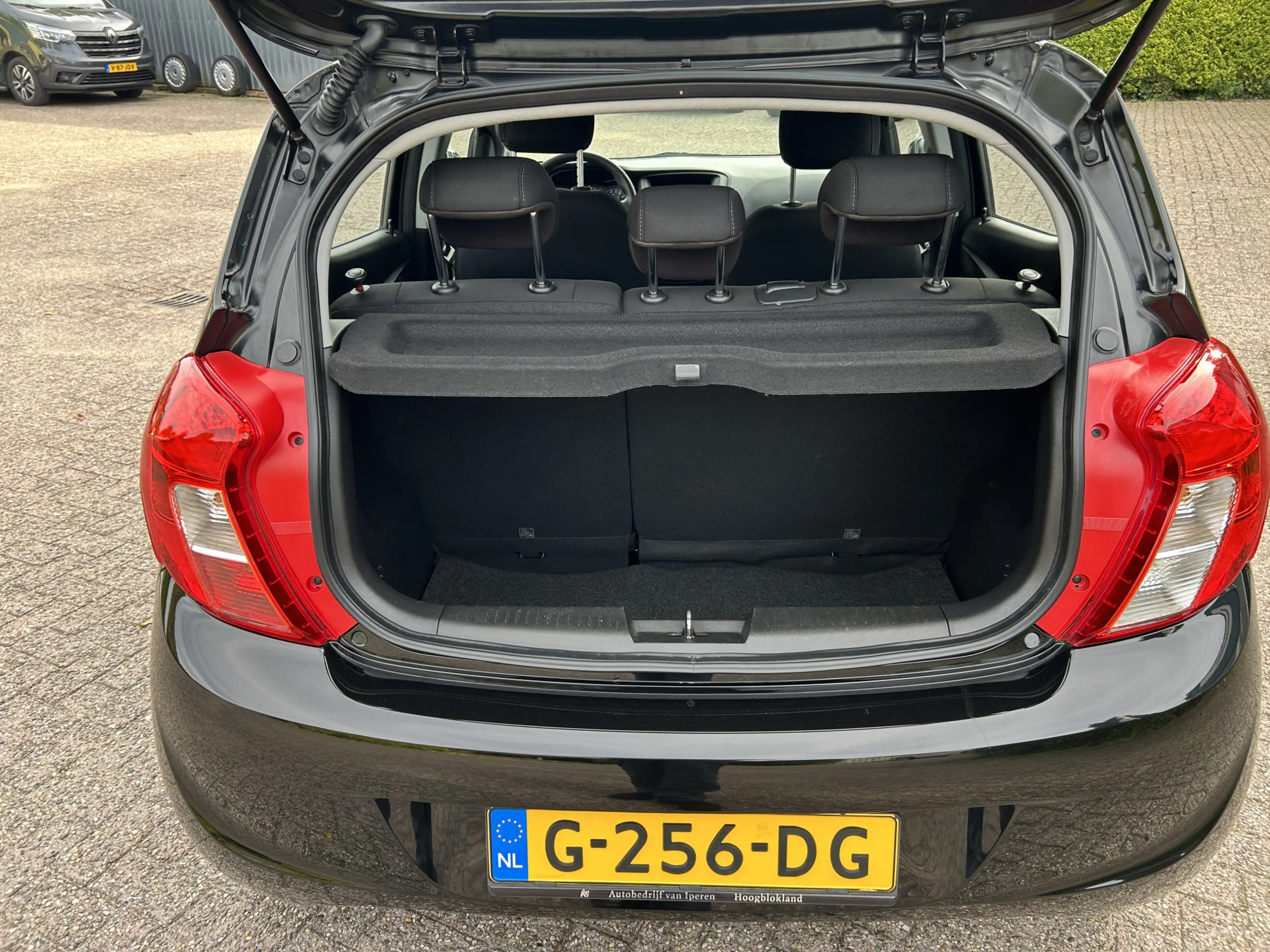 Opel Karl 1.0 ecoFLEX 120 Jaar Edition — photo 14
