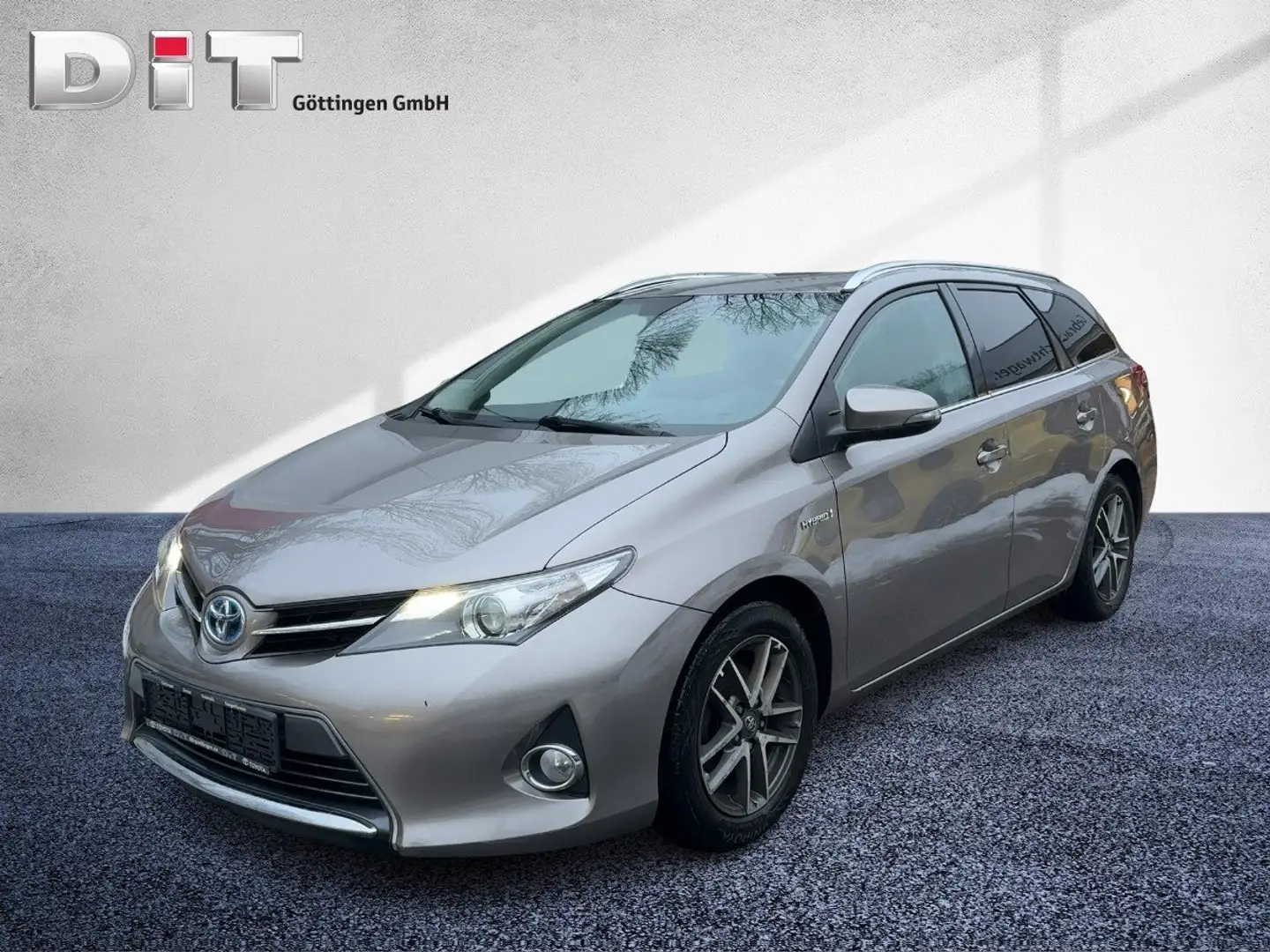 Toyota Auris 1.8 Touring Sports Edition Kamera +LM Braun - 2
