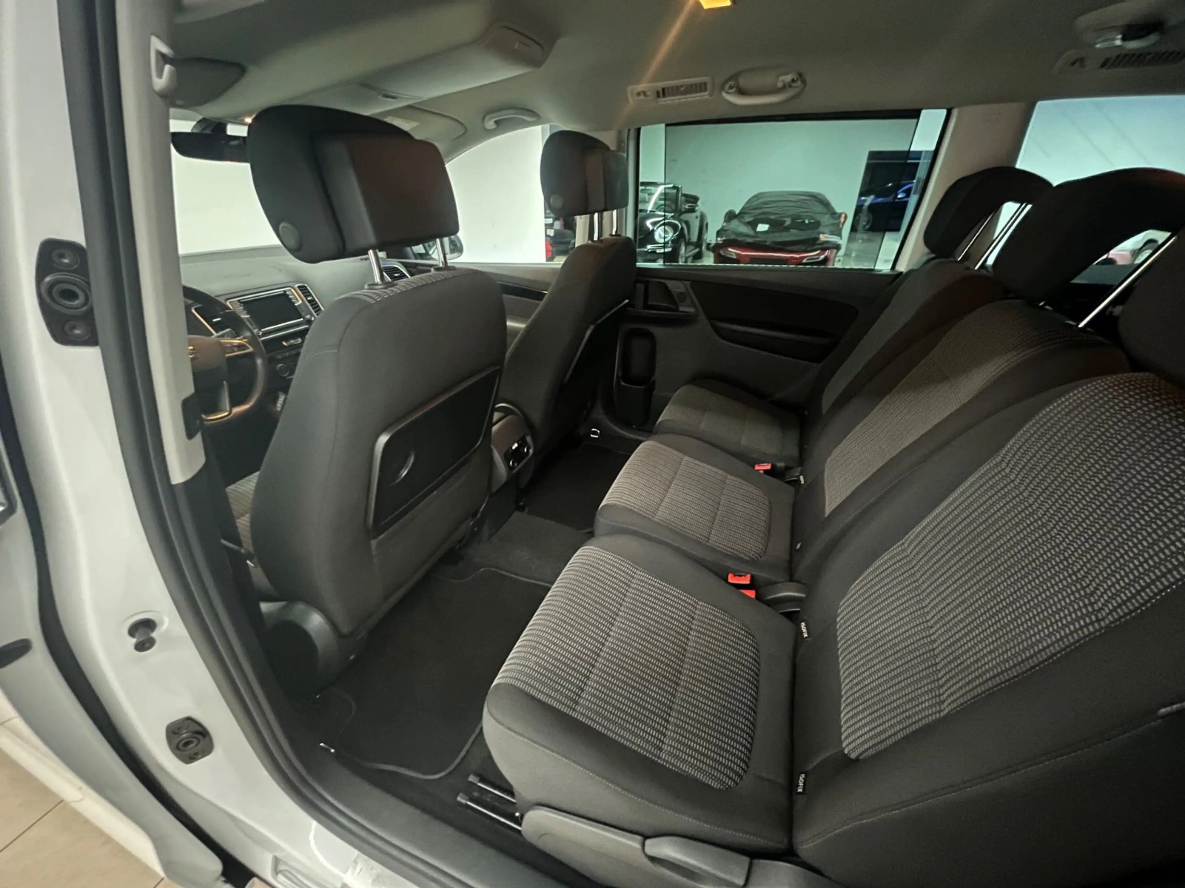 SEAT Alhambra Style DSG 7 SİTZE 8 Fach RFK SHZ Tempom — photo 13
