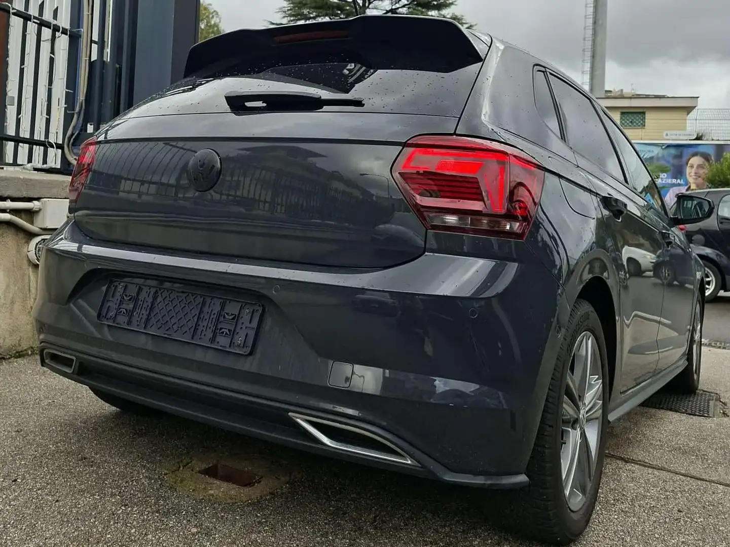 Volkswagen Polo Polo 5p 1.0 tsi Highline 95cv Grigio - 2