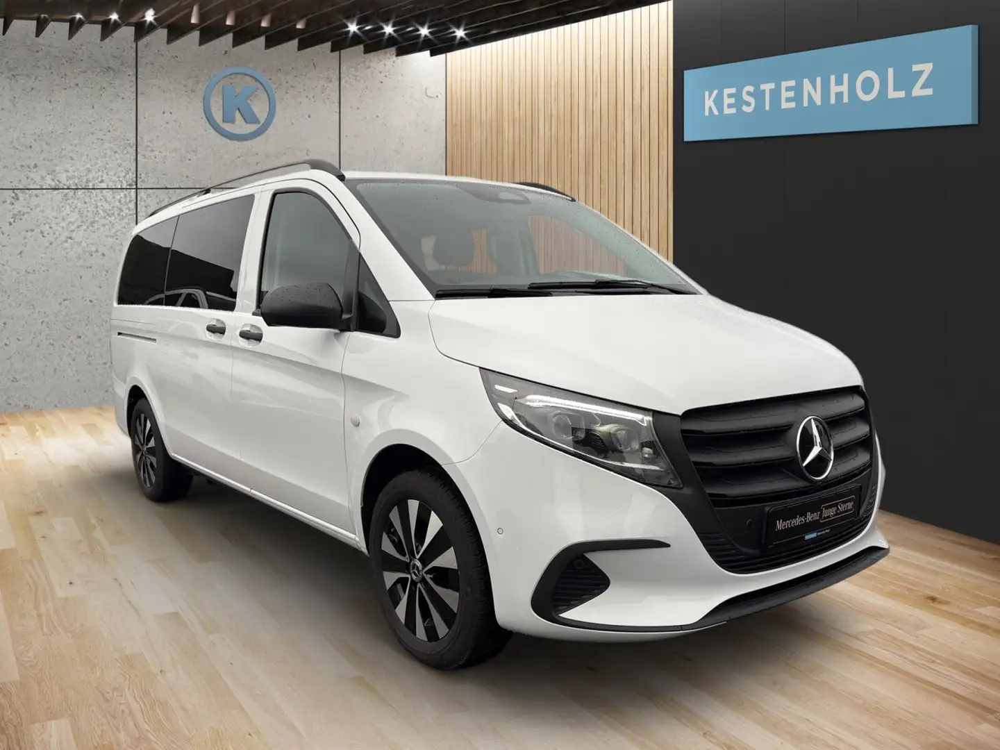 Mercedes-Benz Vito Vito 119 CDI 4x4 Tourer PRO Lang *AHK*KAM*SHZ* Weiß - 2