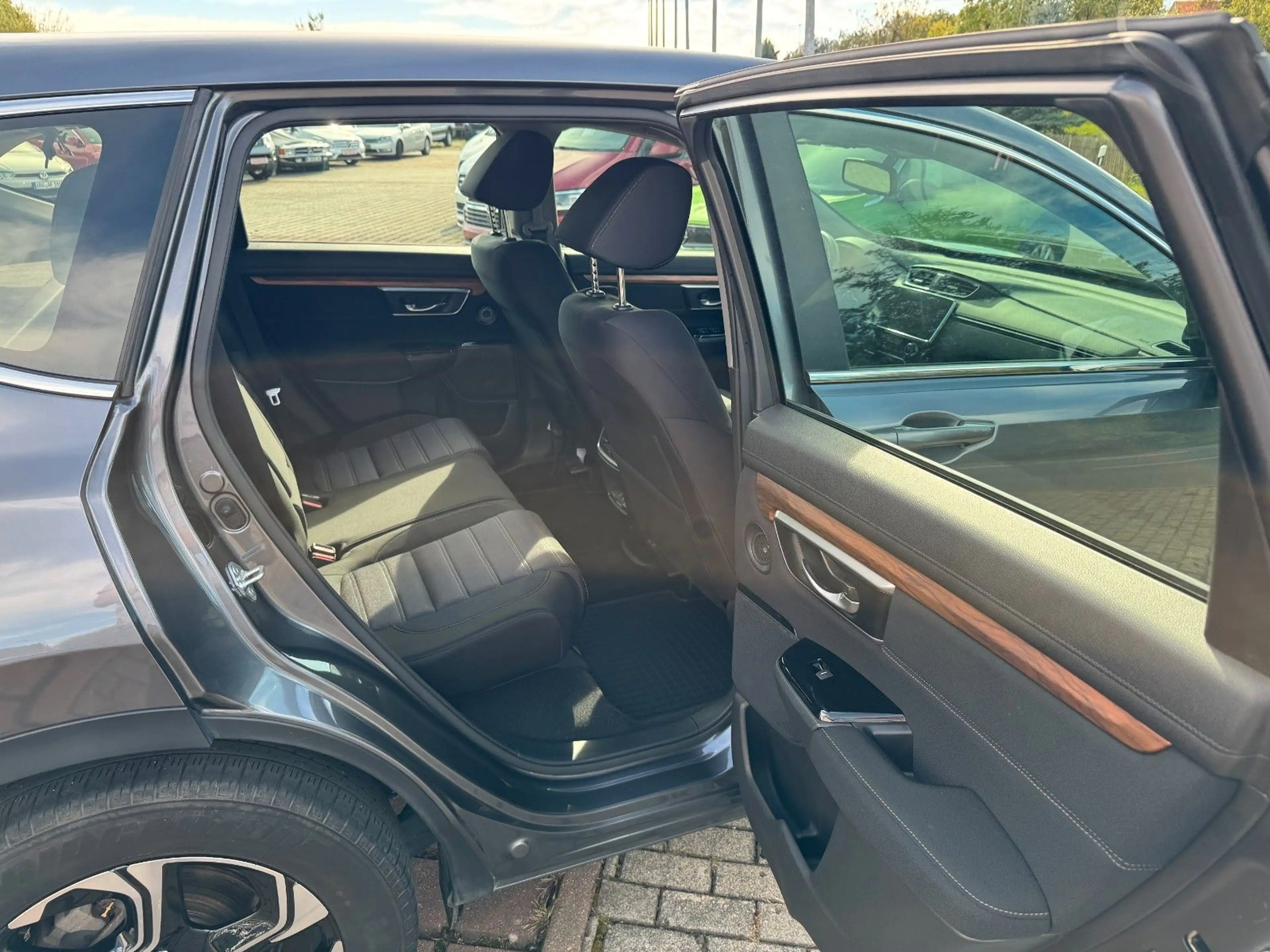 Honda CR-V 2.0 i-MMD HYBRID 2WD Elegance — photo 12