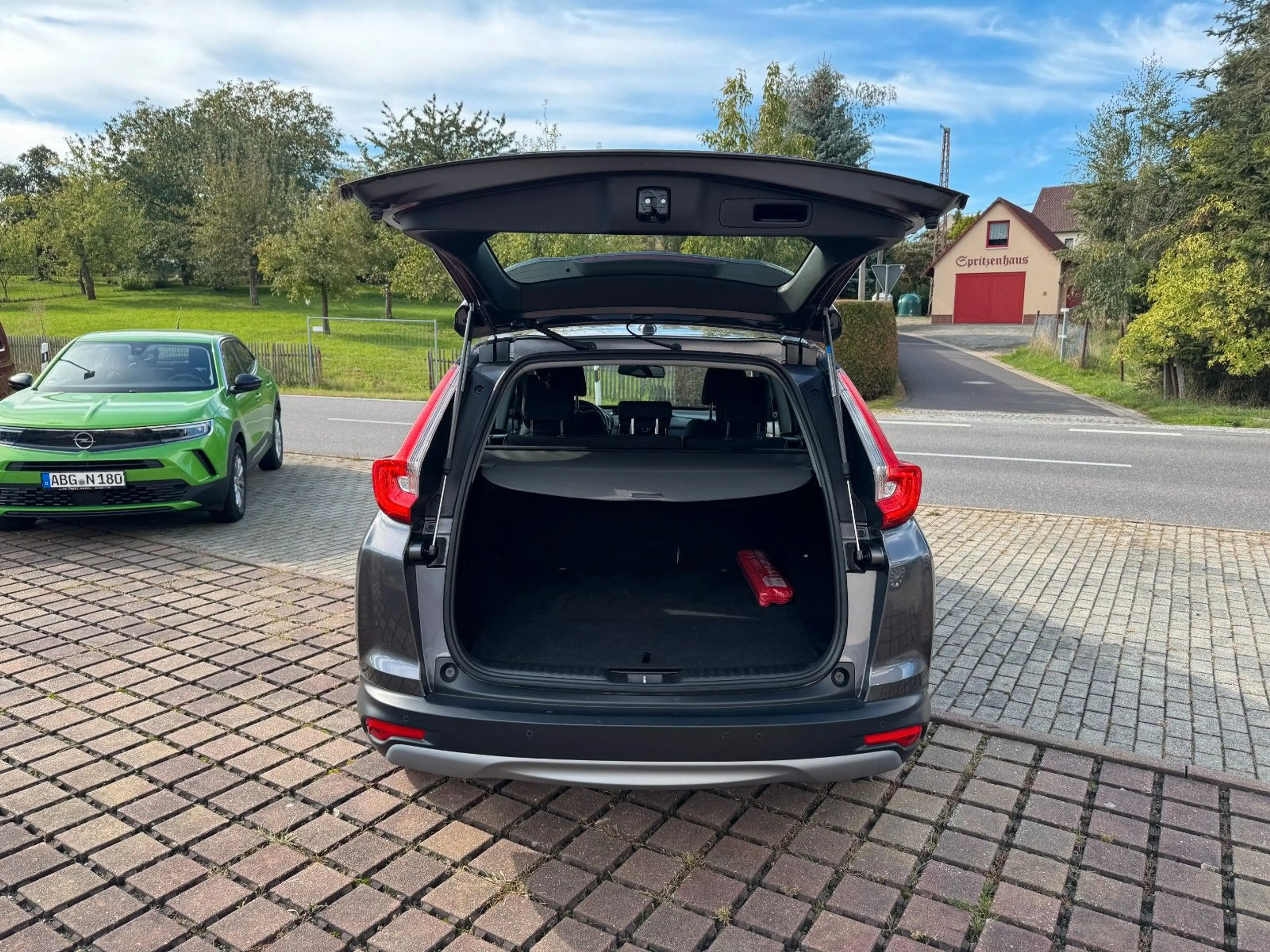 Honda CR-V 2.0 i-MMD HYBRID 2WD Elegance — photo 11