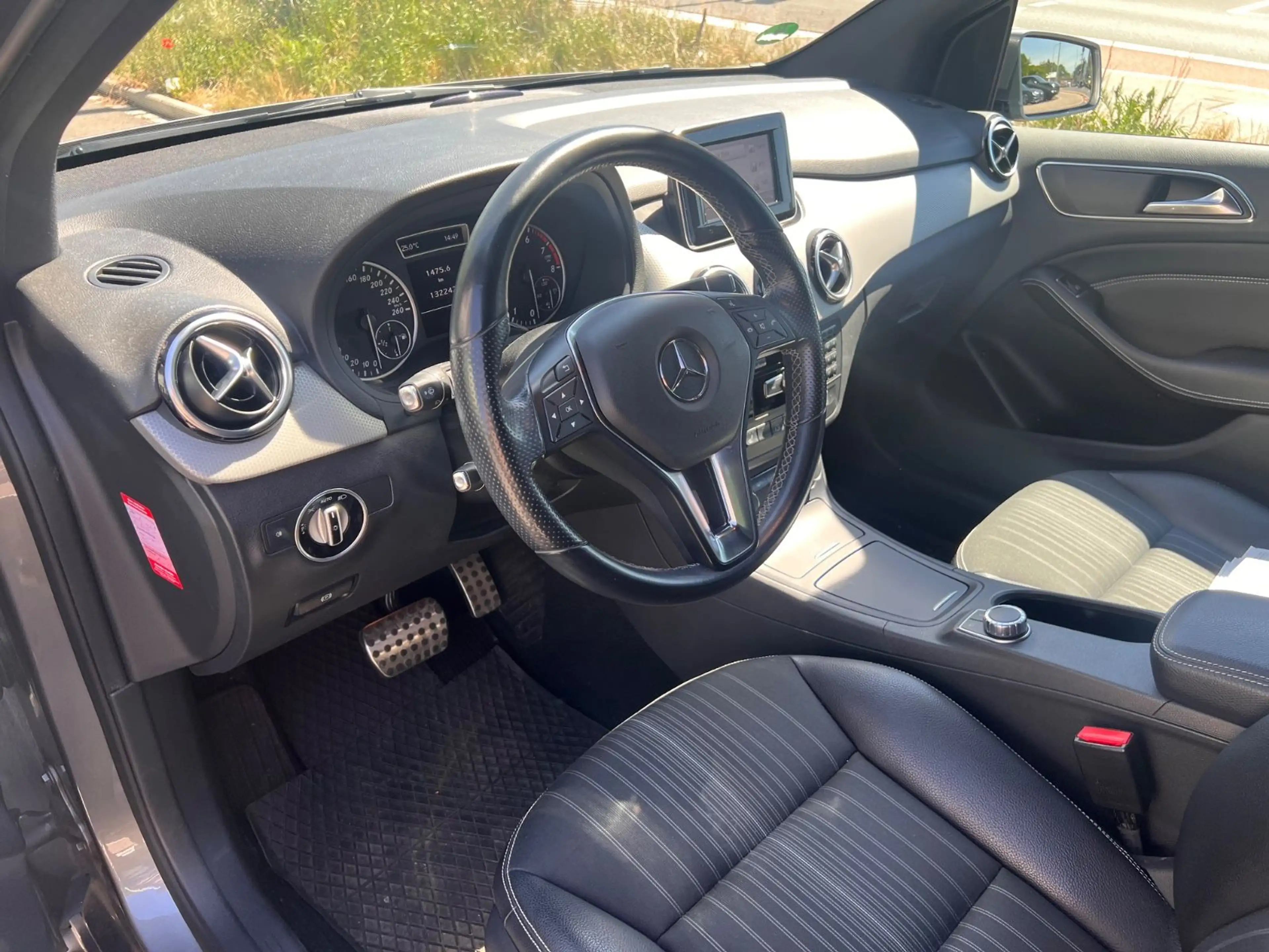 Mercedes-Benz B 180 /Xenon/SHZ/Klima/PDC/Tempomat — photo 6
