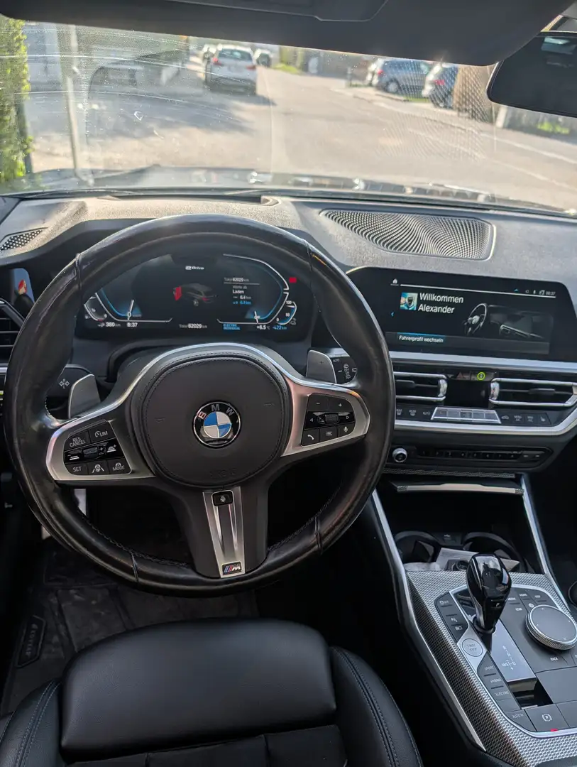 BMW 330 330e xDrive M-Paket Grau - 2