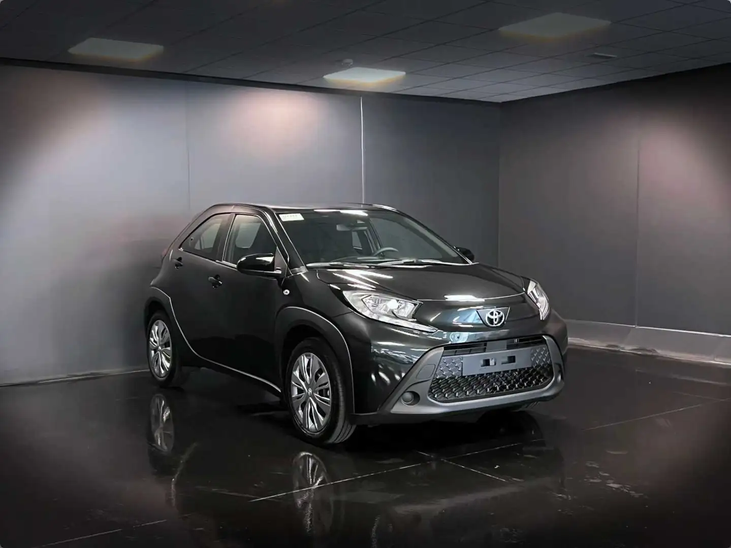 Toyota Aygo X 1.0 VVT-i 72CV 5p. Active Noir - 2
