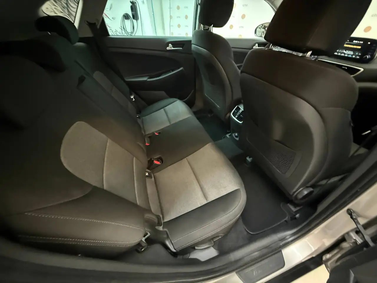 Hyundai TUCSON 1.6 GDi 2WD Style Navi lane assist Camera carplay Stoelverwarming Verduisterde ramen, миниатюра 25