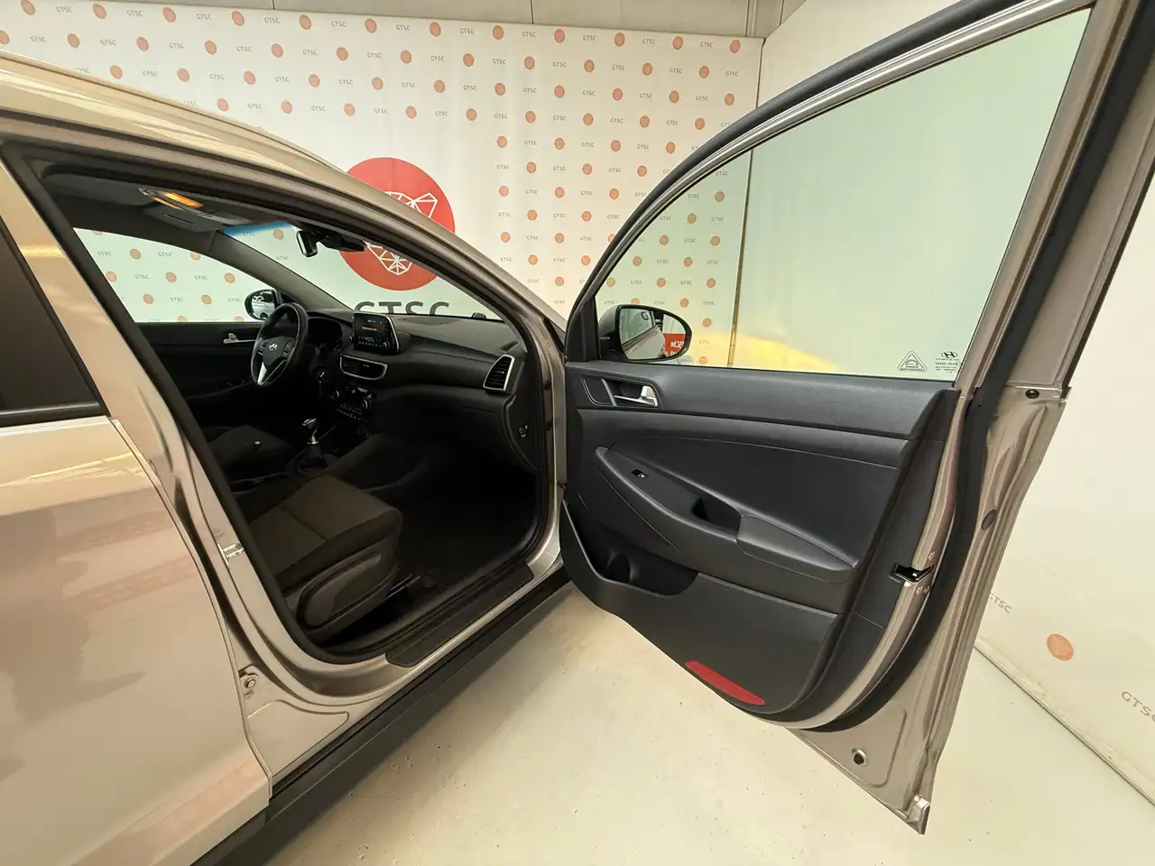 Hyundai TUCSON 1.6 GDi 2WD Style Navi lane assist Camera carplay Stoelverwarming Verduisterde ramen, миниатюра 26