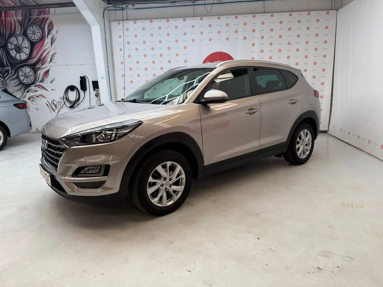 Hyundai TUCSON 1.6 GDi 2WD Style Navi lane assist Camera carplay Stoelverwarming Verduisterde ramen