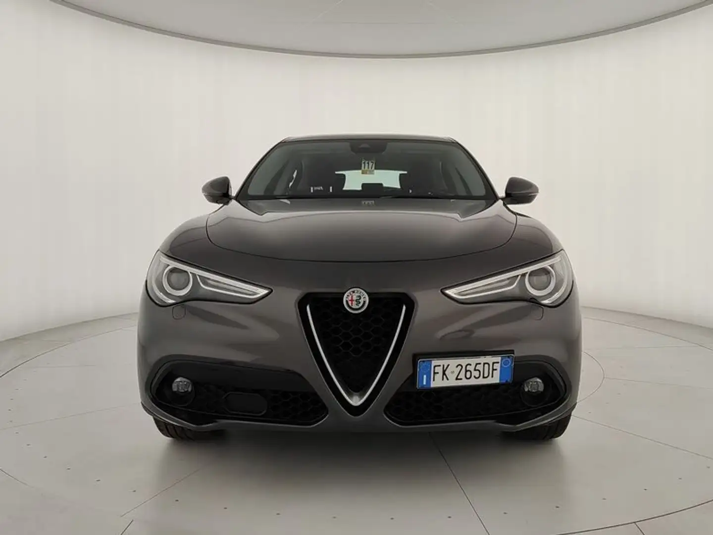 Alfa Romeo Stelvio 2.2 Turbo Business Grigio - 2