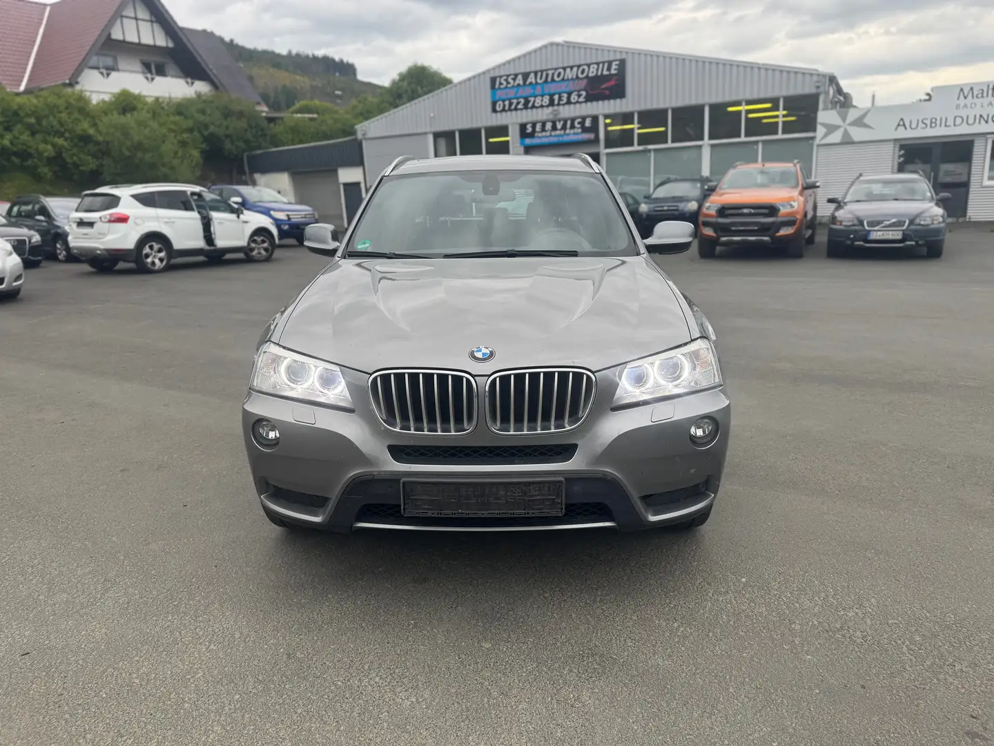 BMW X3 xDrive 30 d/Automatik/Pano/Leder/Euro5/Xenon/LED Grijs - 2