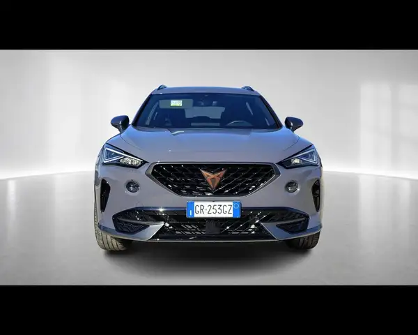 Cupra Formentor view 8