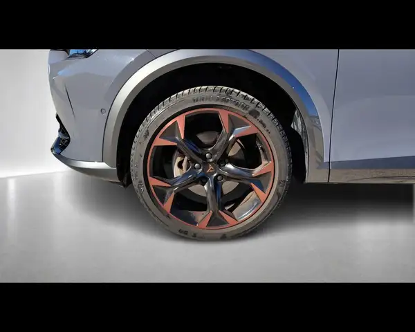 Cupra Formentor view 9