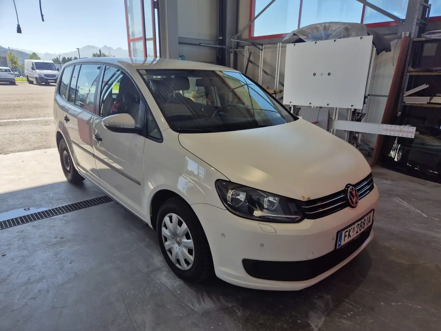Volkswagen Touran Highline 1,6 BMT TDI DPF - 2