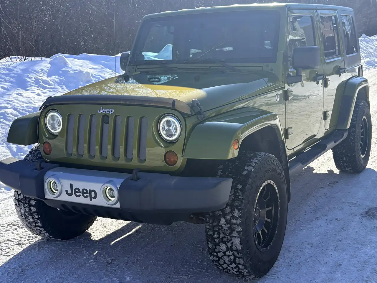 Jeep Wrangler снимка Jeep Wrangler