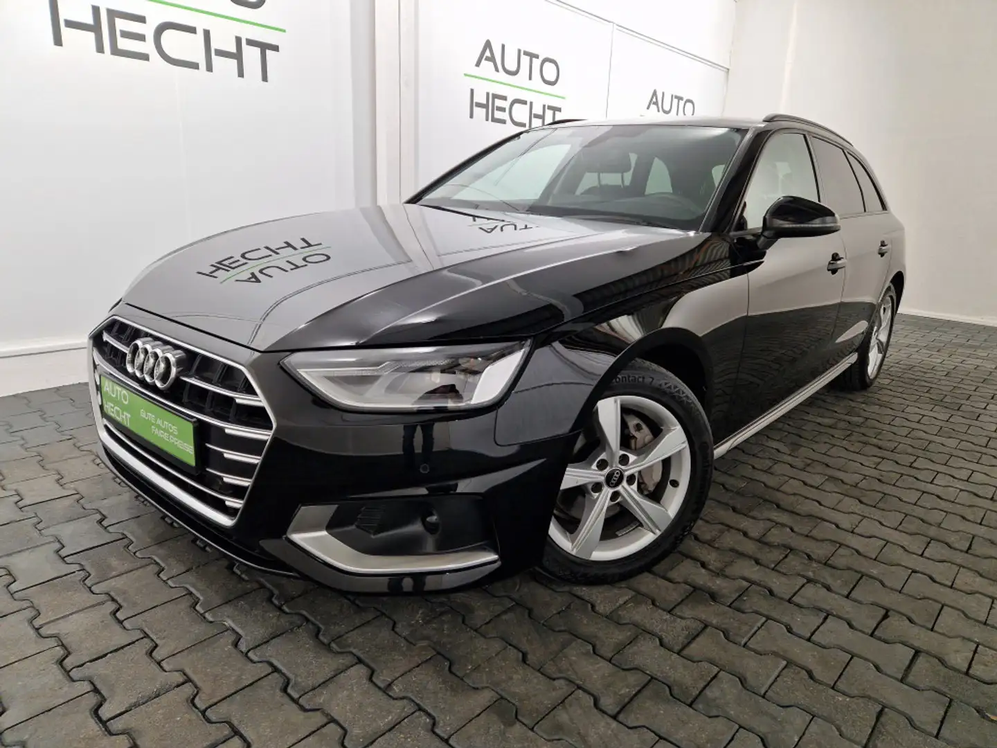 Audi A4 Avant 40TDI advanced Navi, ACC, SHZ, LED, PDC Zwart - 1