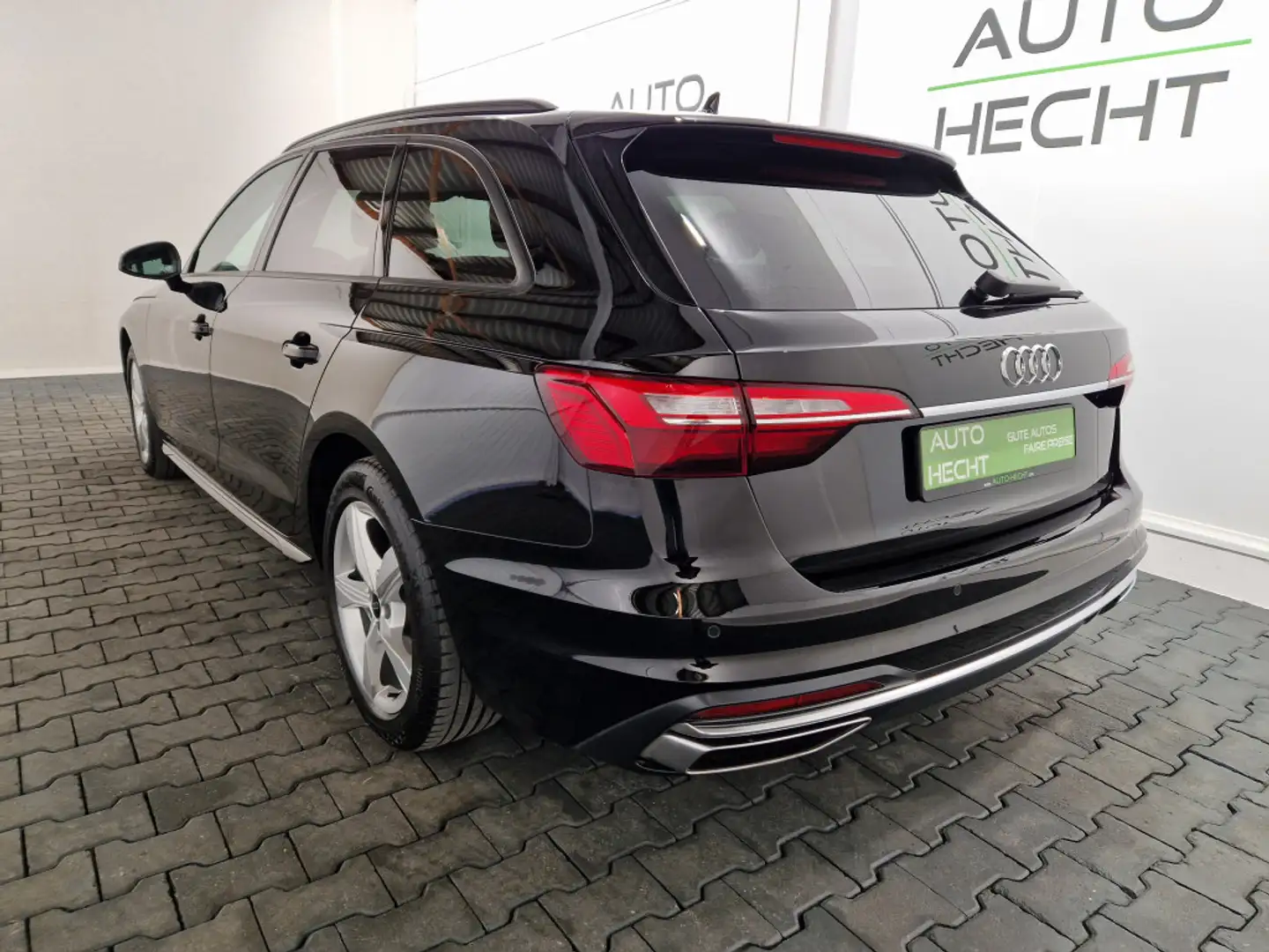 Audi A4 Avant 40TDI advanced Navi, ACC, SHZ, LED, PDC Zwart - 2