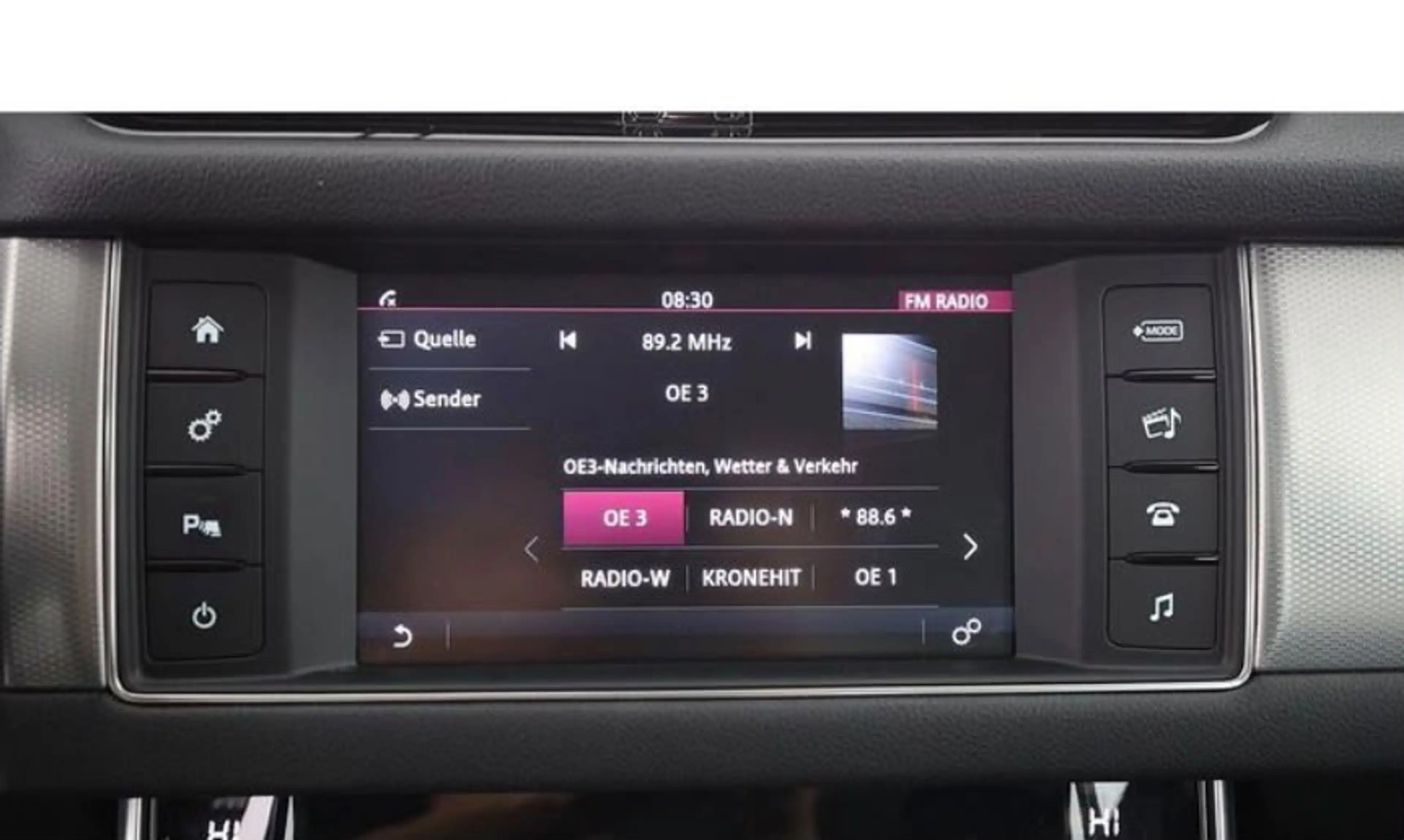 Jaguar XF Pure — photo 9
