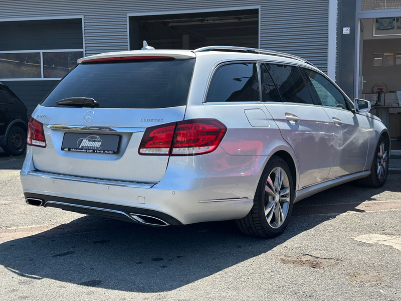 Mercedes-Benz E 220 T BlueTec*MULTIBEAM*AVANTGARDE*LED*SHZ*9G* — photo 10