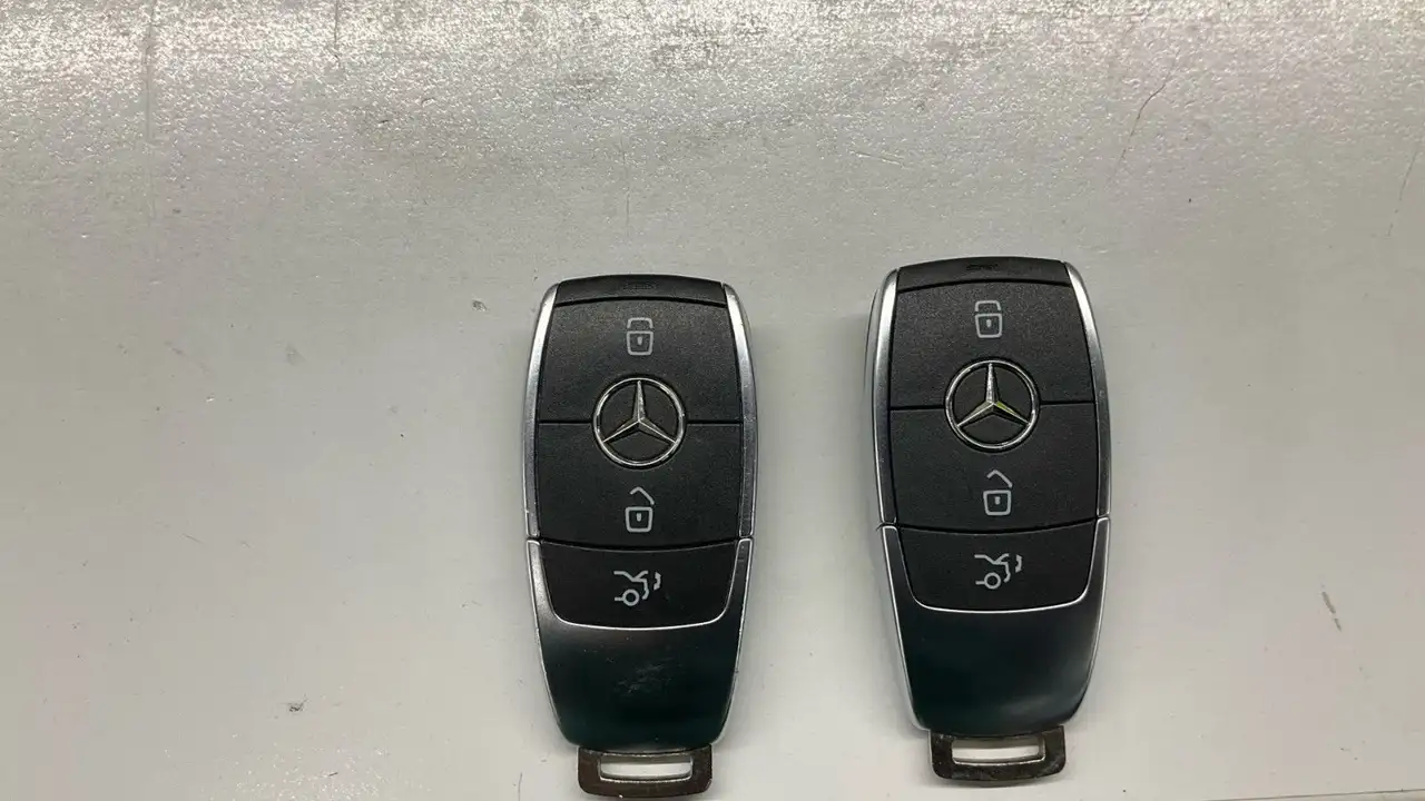 Mercedes-Benz GLE 350 de 20LM*AHK*LED*DAB*VollLeder*1Hand 14