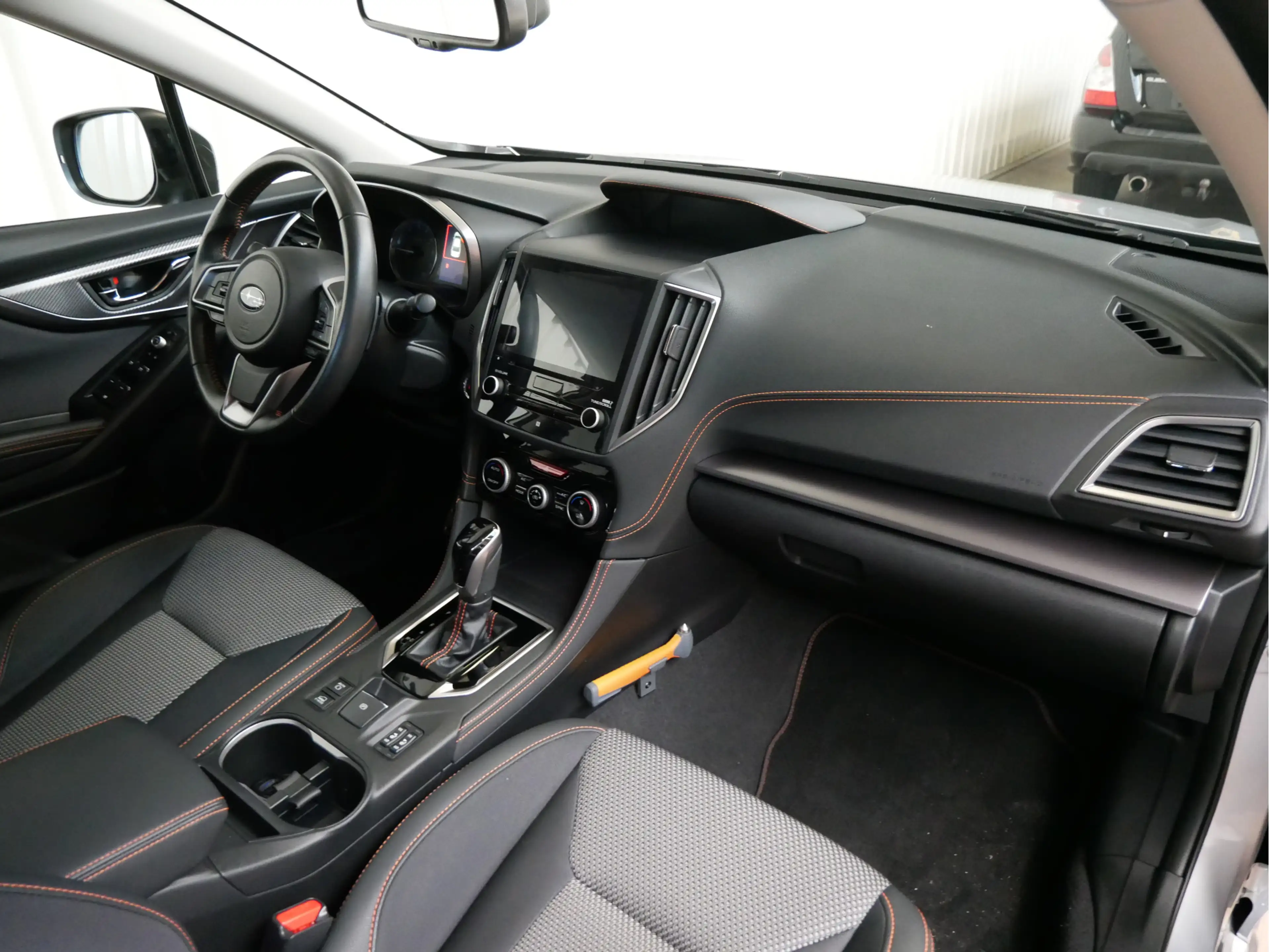 Subaru XV 2.0i e-BOXER Luxury — photo 13